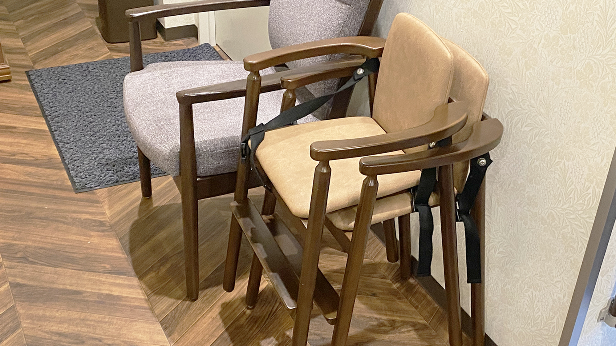 GR.お子様用のイスもご準備しています（数量限定）