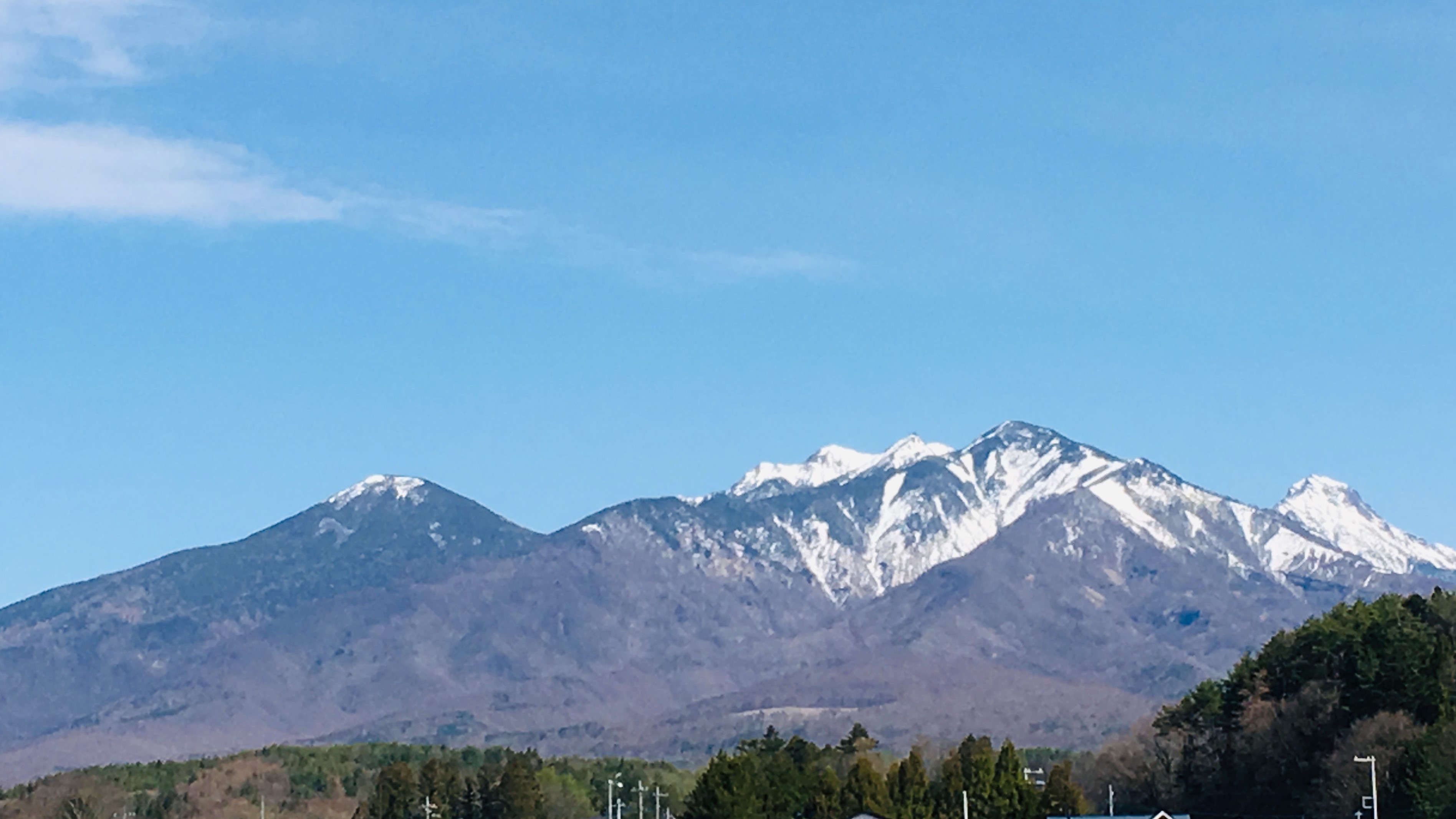 北杜市の風景　残雪の八ヶ岳（2020.4.22撮影）