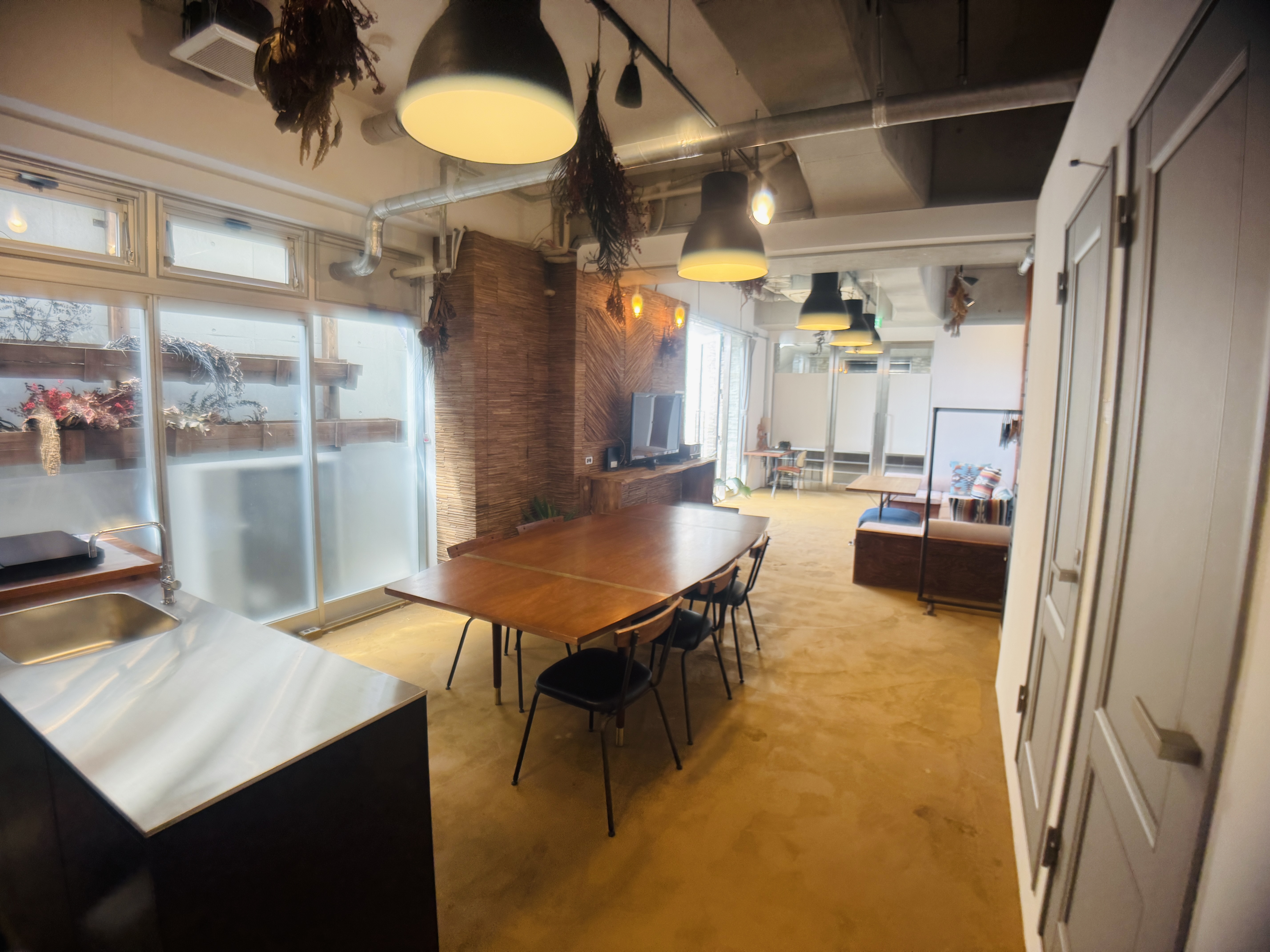 Dining kitchen-condnium room(family room)