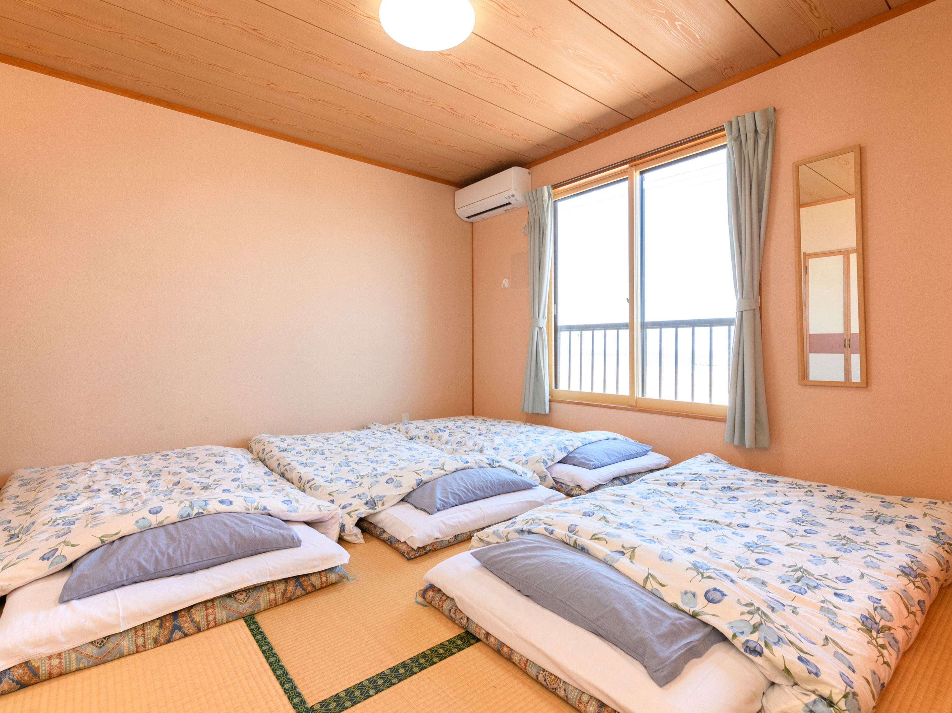 【禁煙】和室１～４名様（バス・トイレ共用）