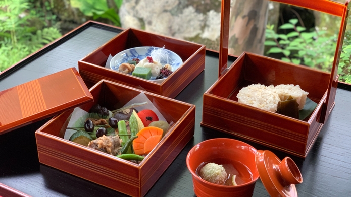 【夕食付】心とからだを整えるお寺ごはん♪飛騨高山の名店による豪華精進料理を愉しむ夕食付きプラン