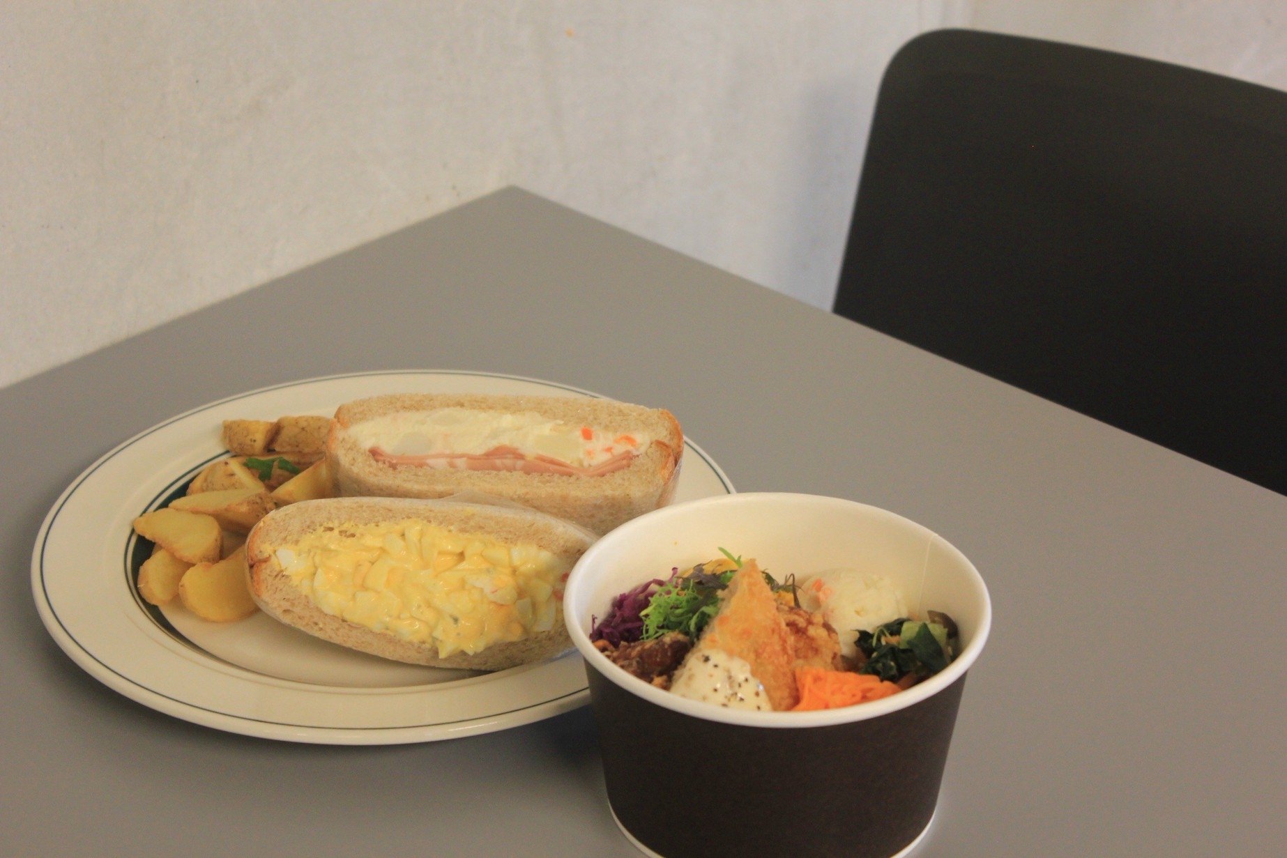 【軽朝食(のっけ弁当)付】宿泊プラン【禁煙】★ミネラルウォーター付