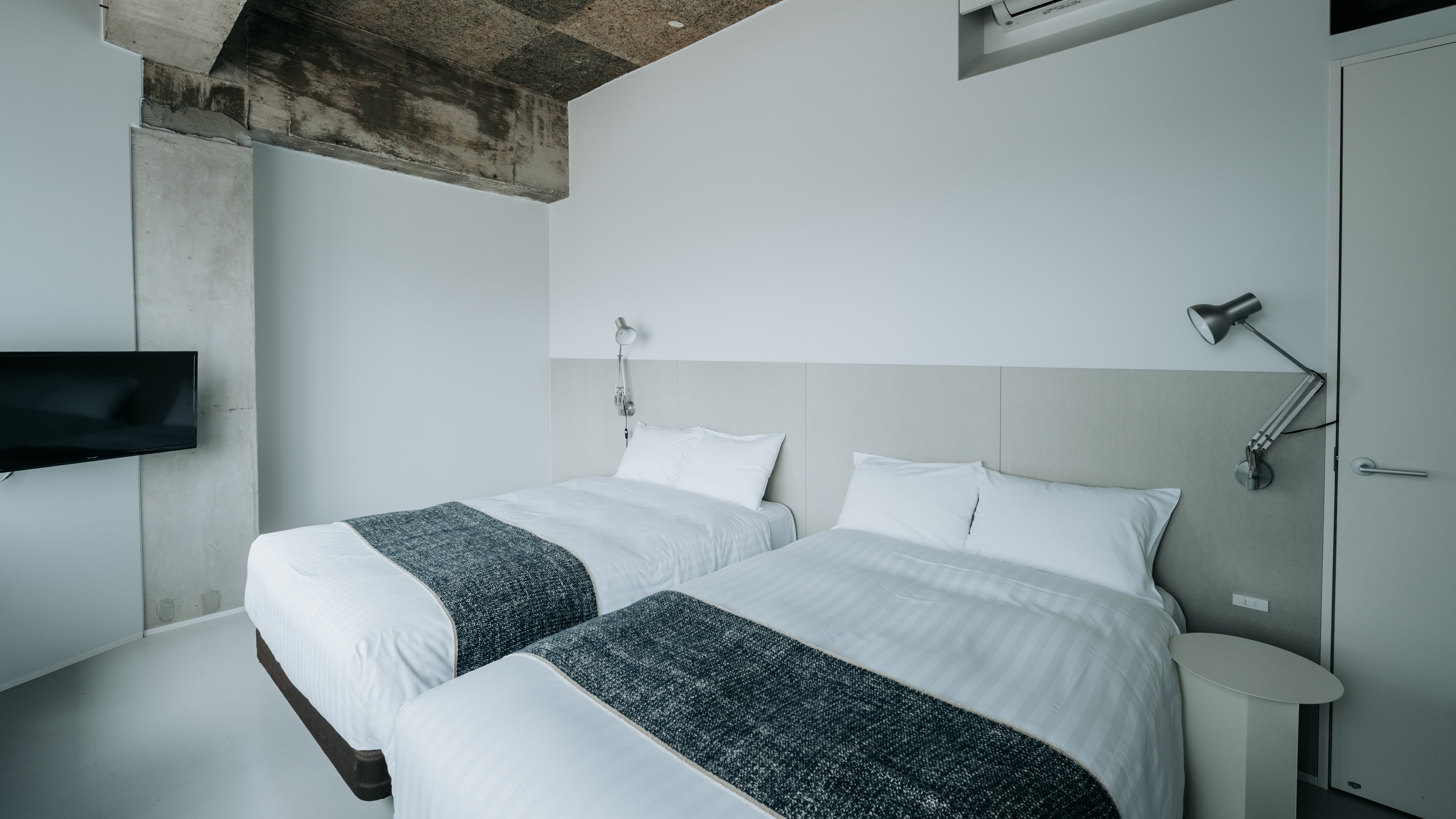 【新館・本館/ツイン】落ち着いた空間で穏やかな時間をお過ごしいただけます