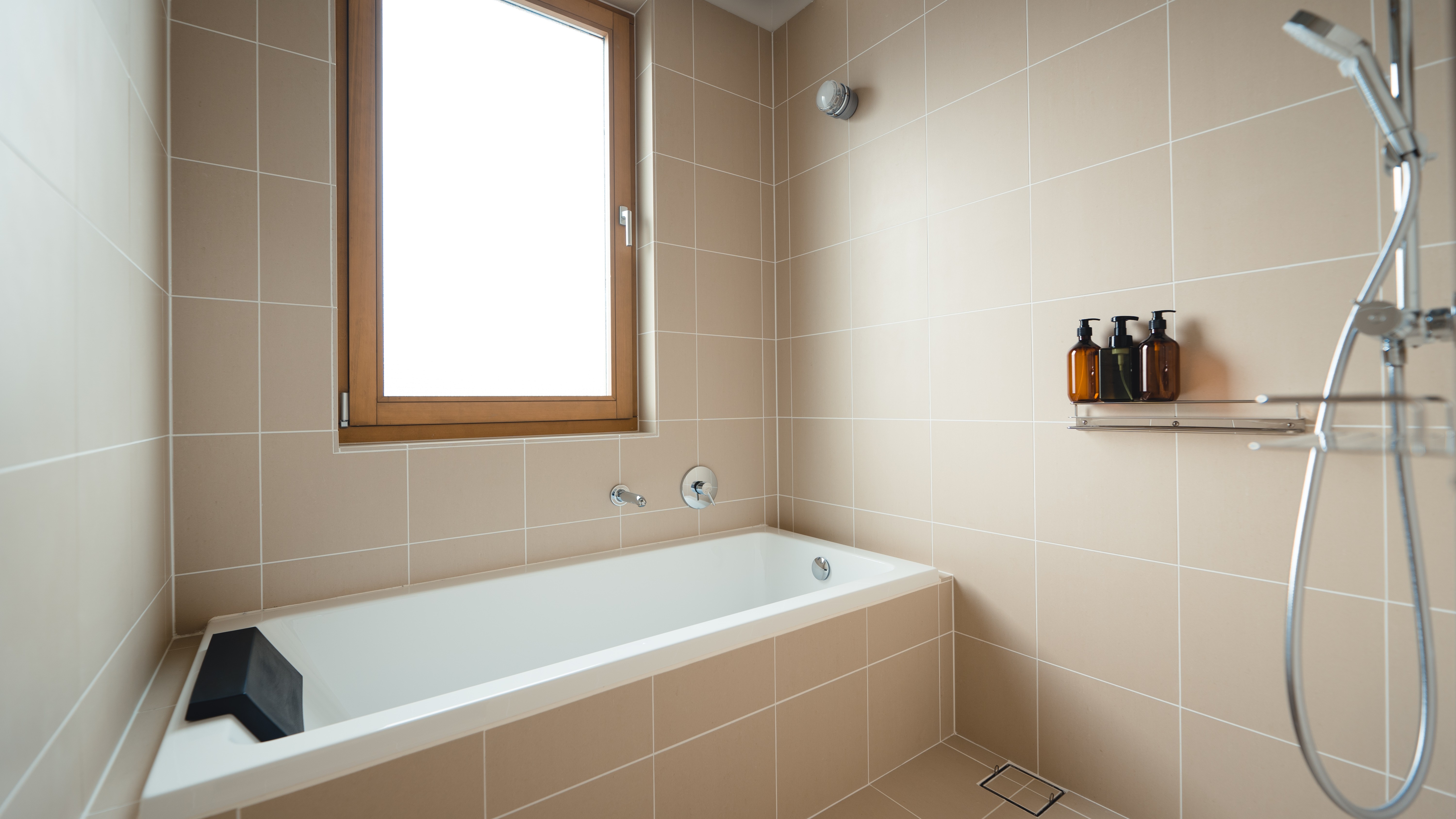 【洗い場付きバスルーム】スイートルーム