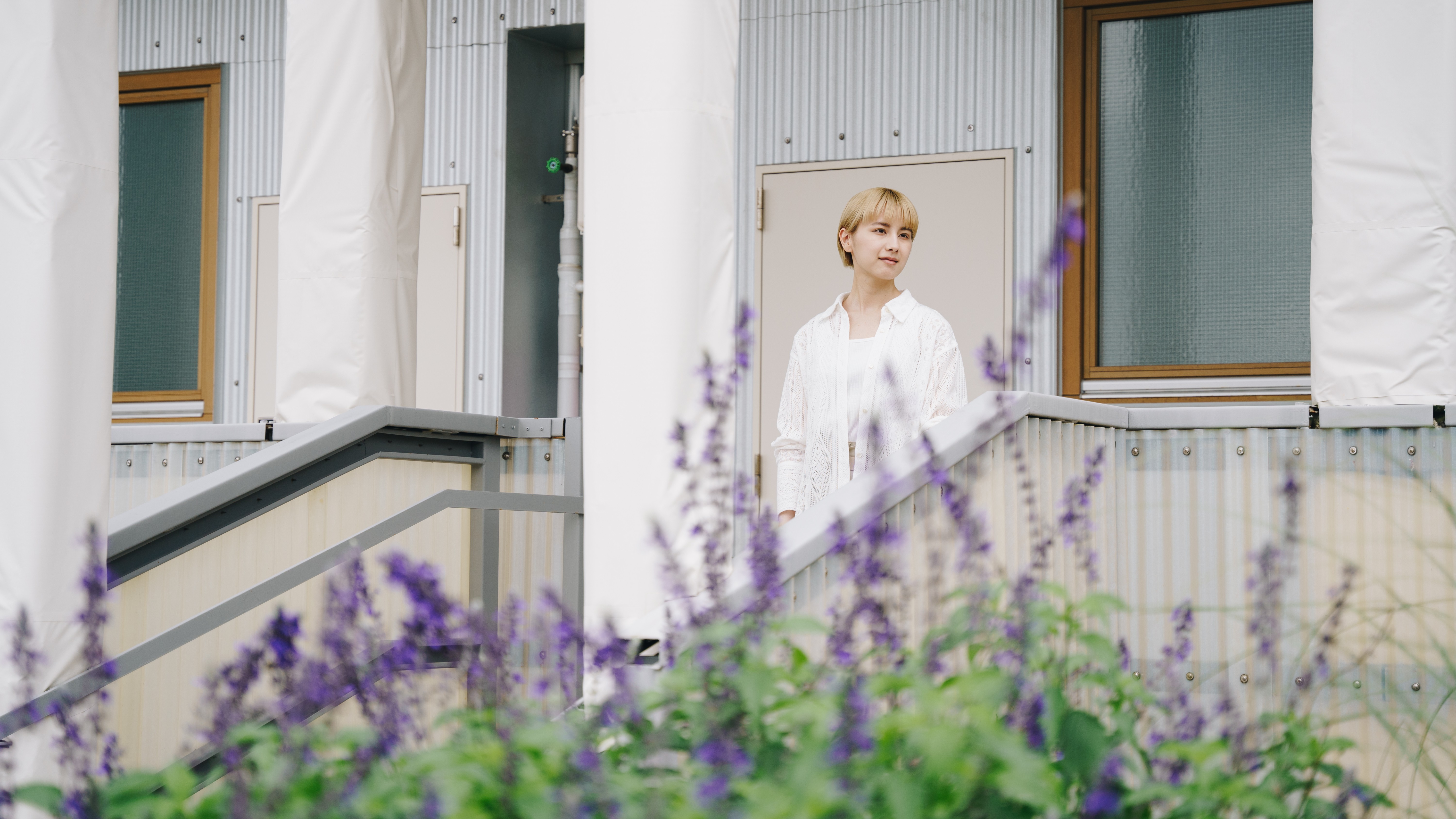 【ルーフトップガーデン】鹿屋の街を望み、季節の移ろいを楽しむ庭園