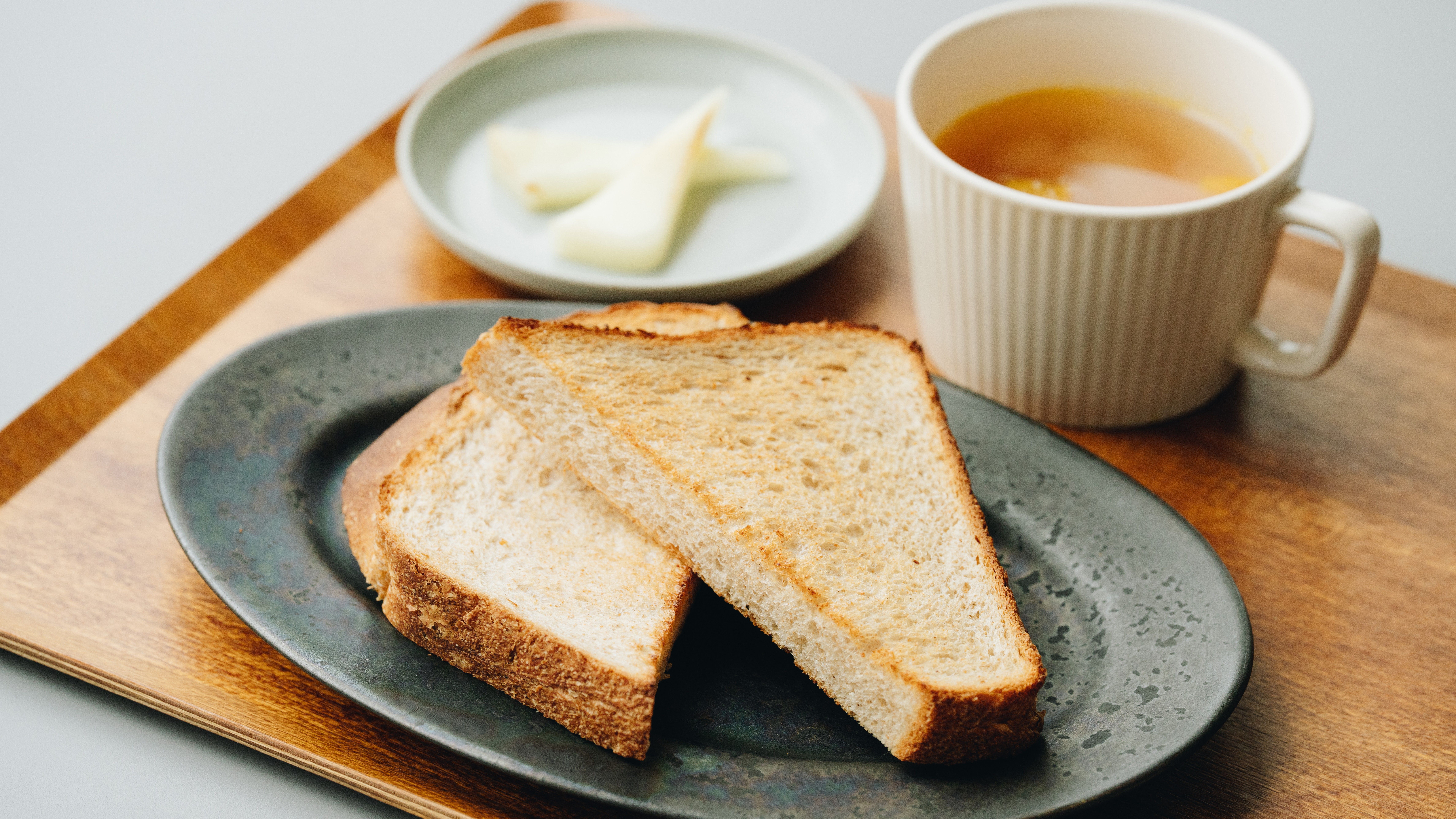朝食選べるメイン「トーストセット」