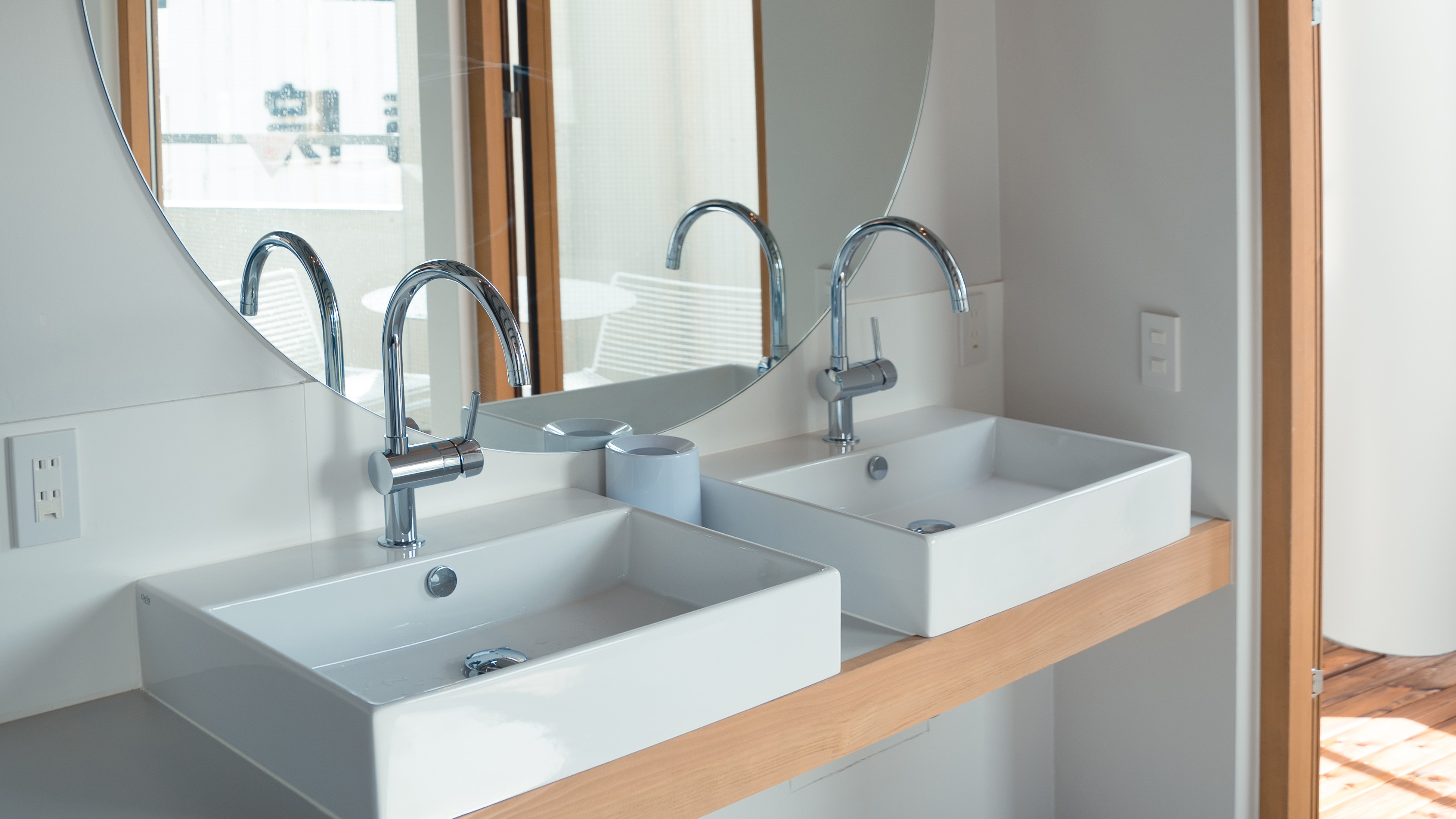 【洗面台】スイートルーム