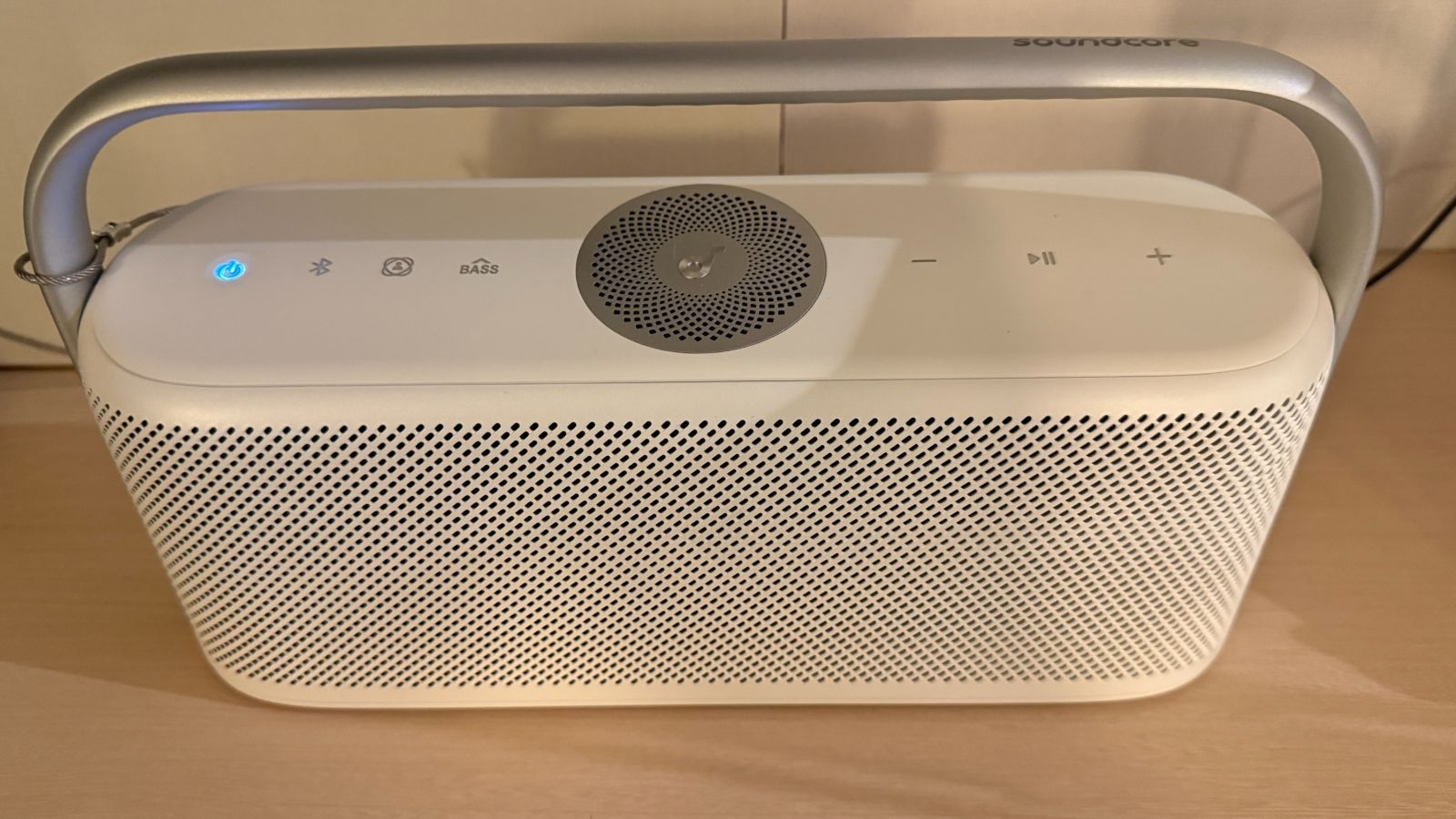 Ankerグループの人気製品設置「Anker Room」モバイルバッテリー付き＜食事なし＞