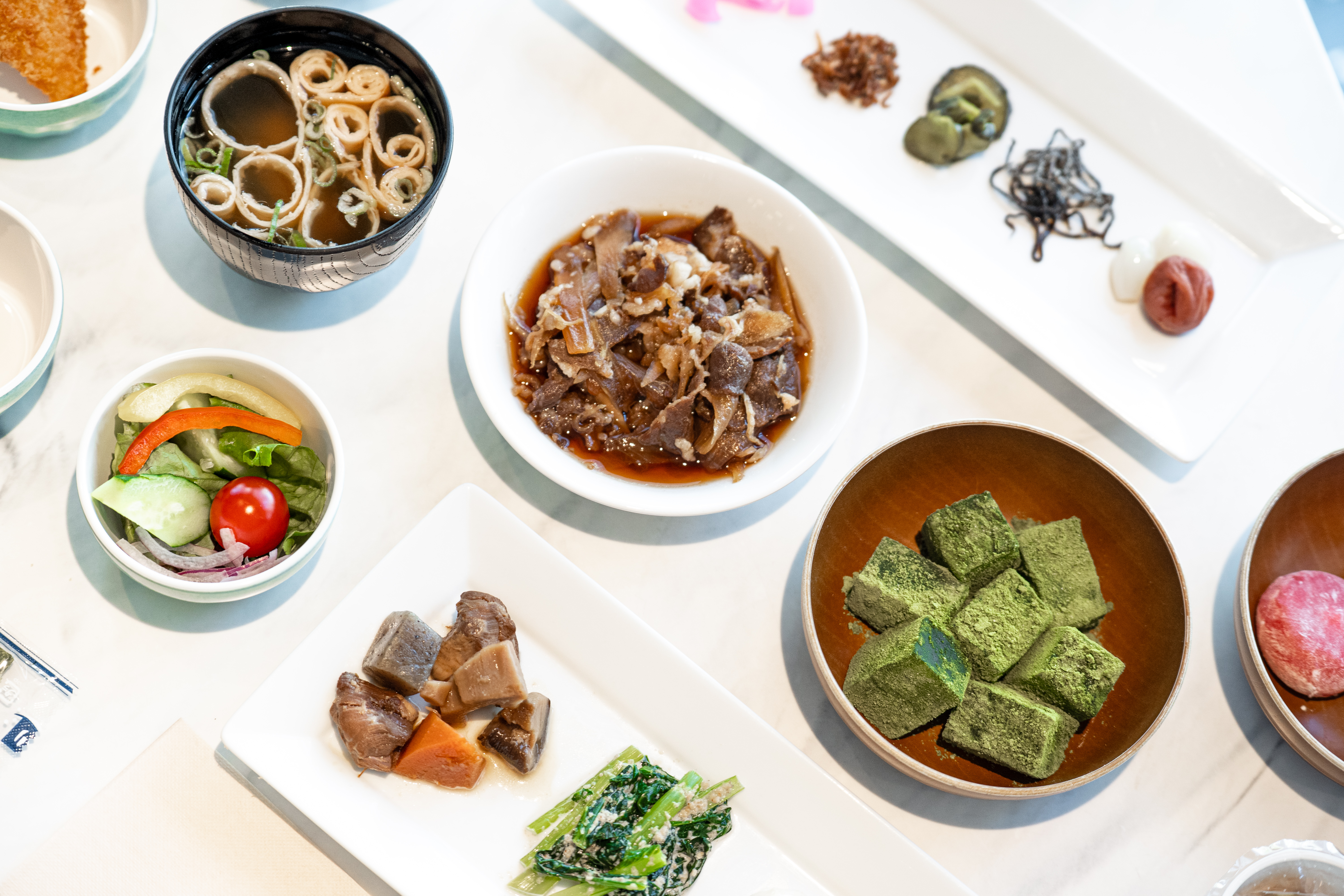 朝食ビュッフェ