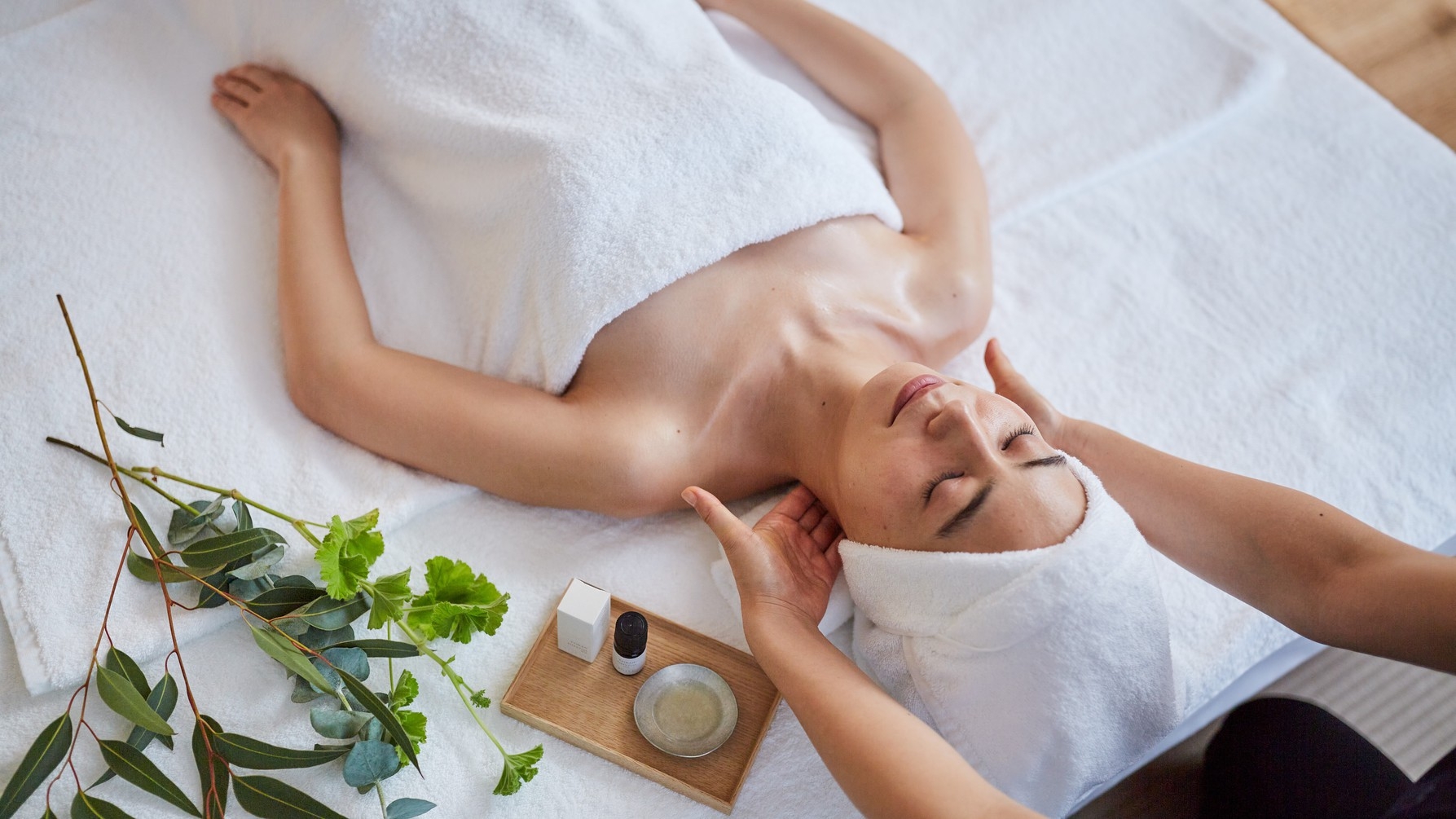 【二食付/ご夕食 ひととせの会席「のぼり路」】おひとりさま限定 茶寮特製パフェとSOJYU spa