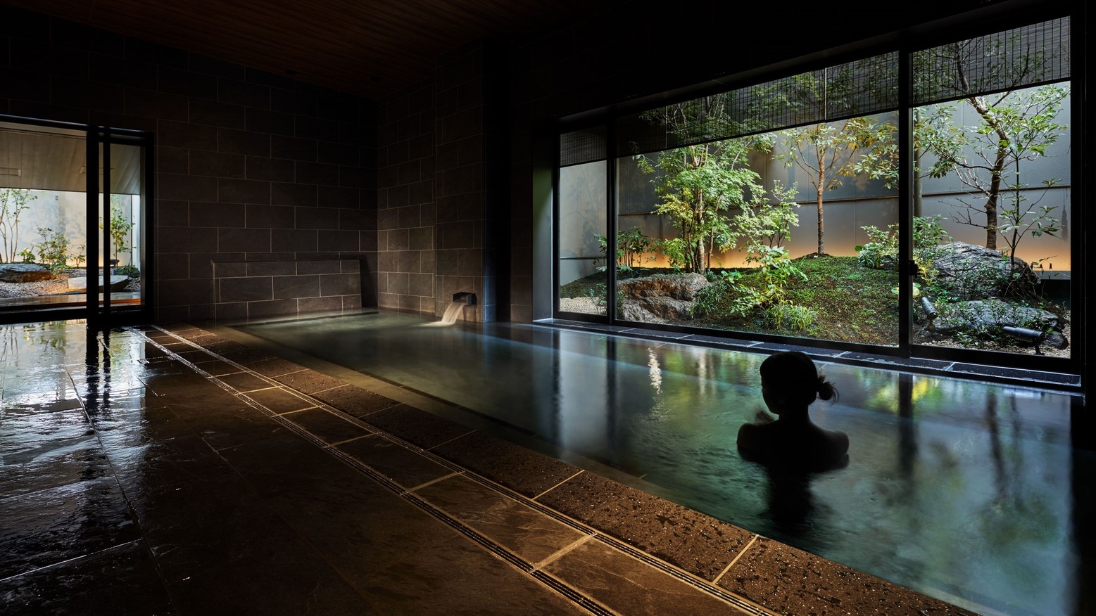 【部屋タイプ限定/夕食付】月かげルームで優雅なひとときを(夕食：夏時の鍋「鱧しゃぶ」)