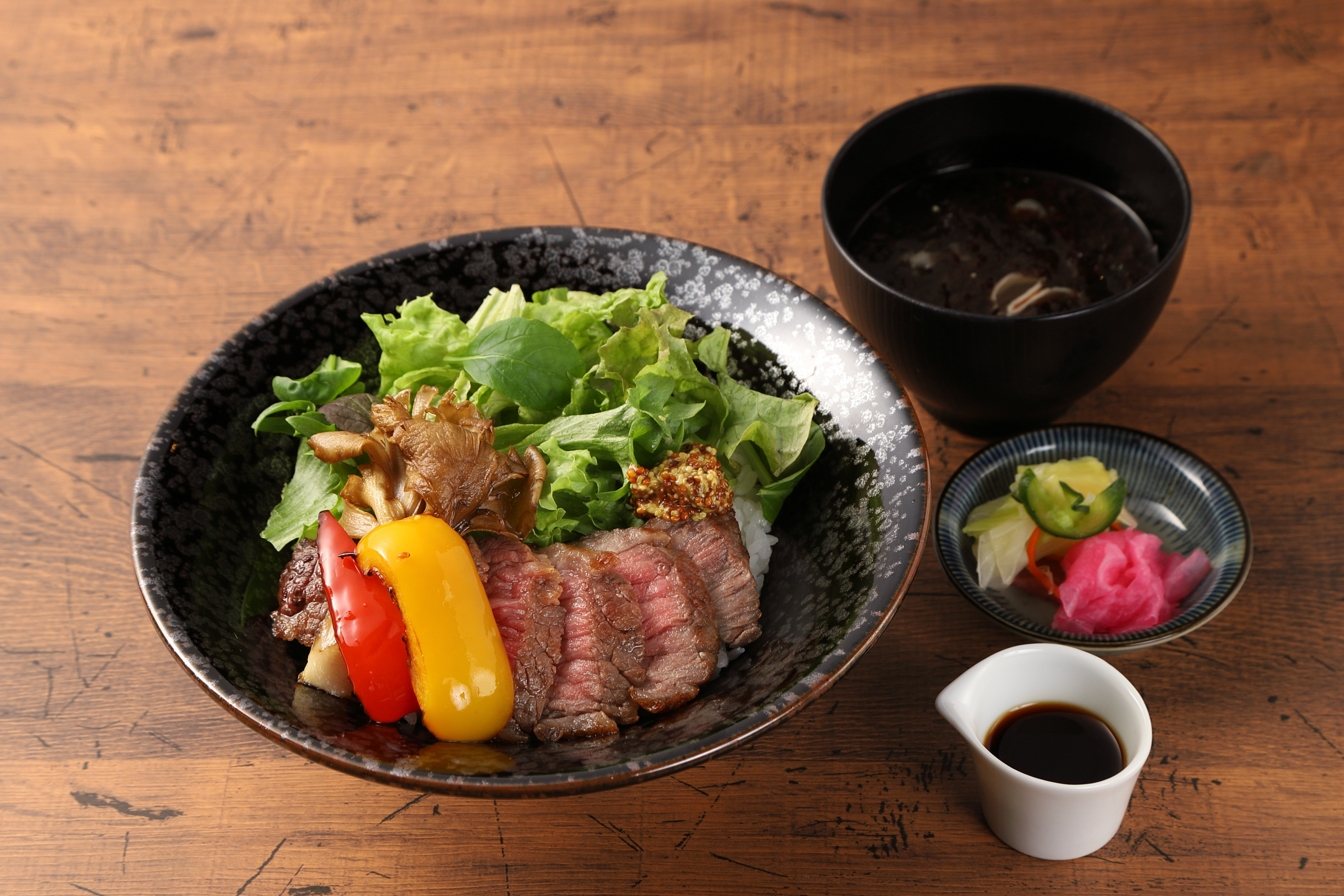 ランチタイム　山形牛ステーキ丼