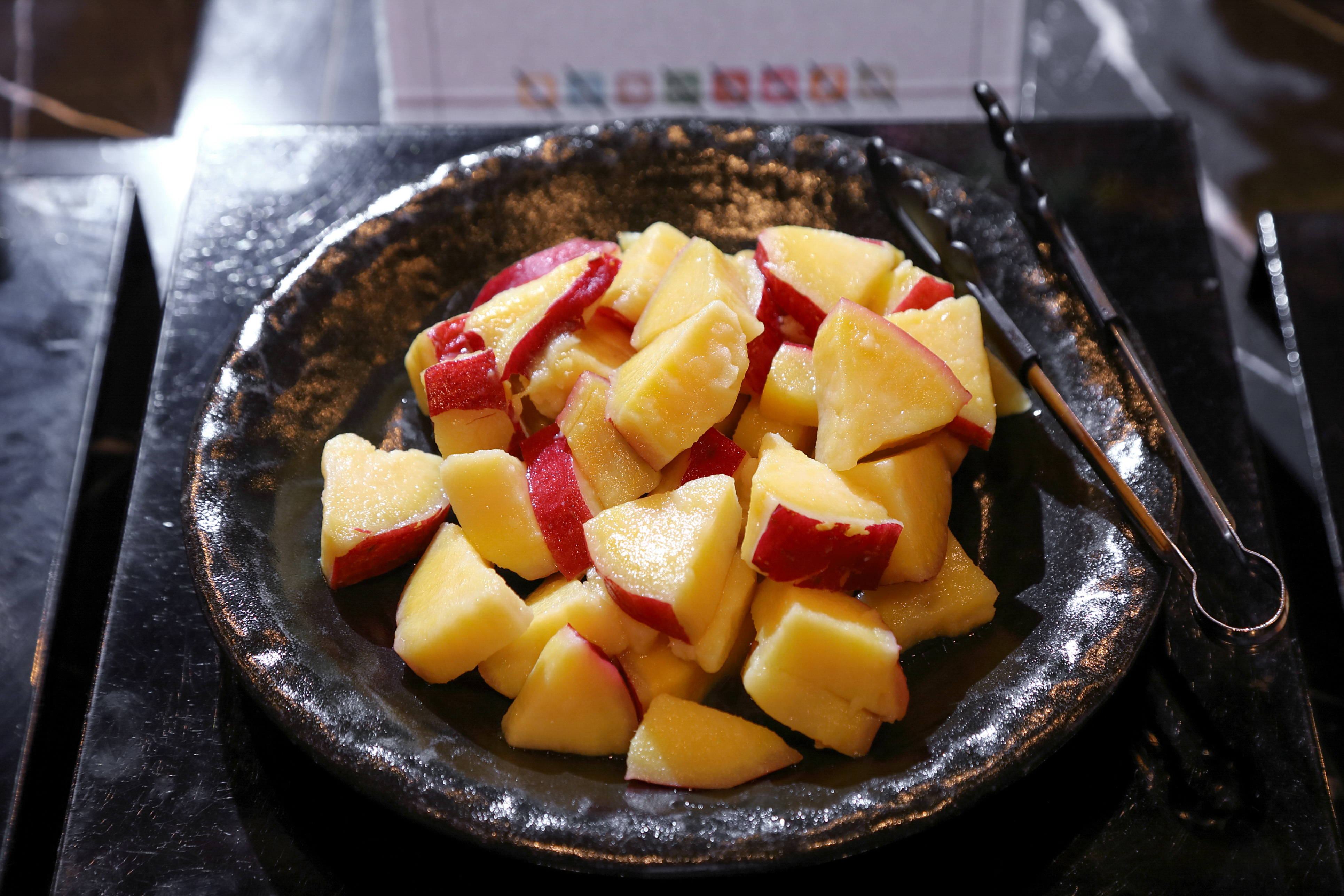 朝食バイキング　さつま芋レモン煮