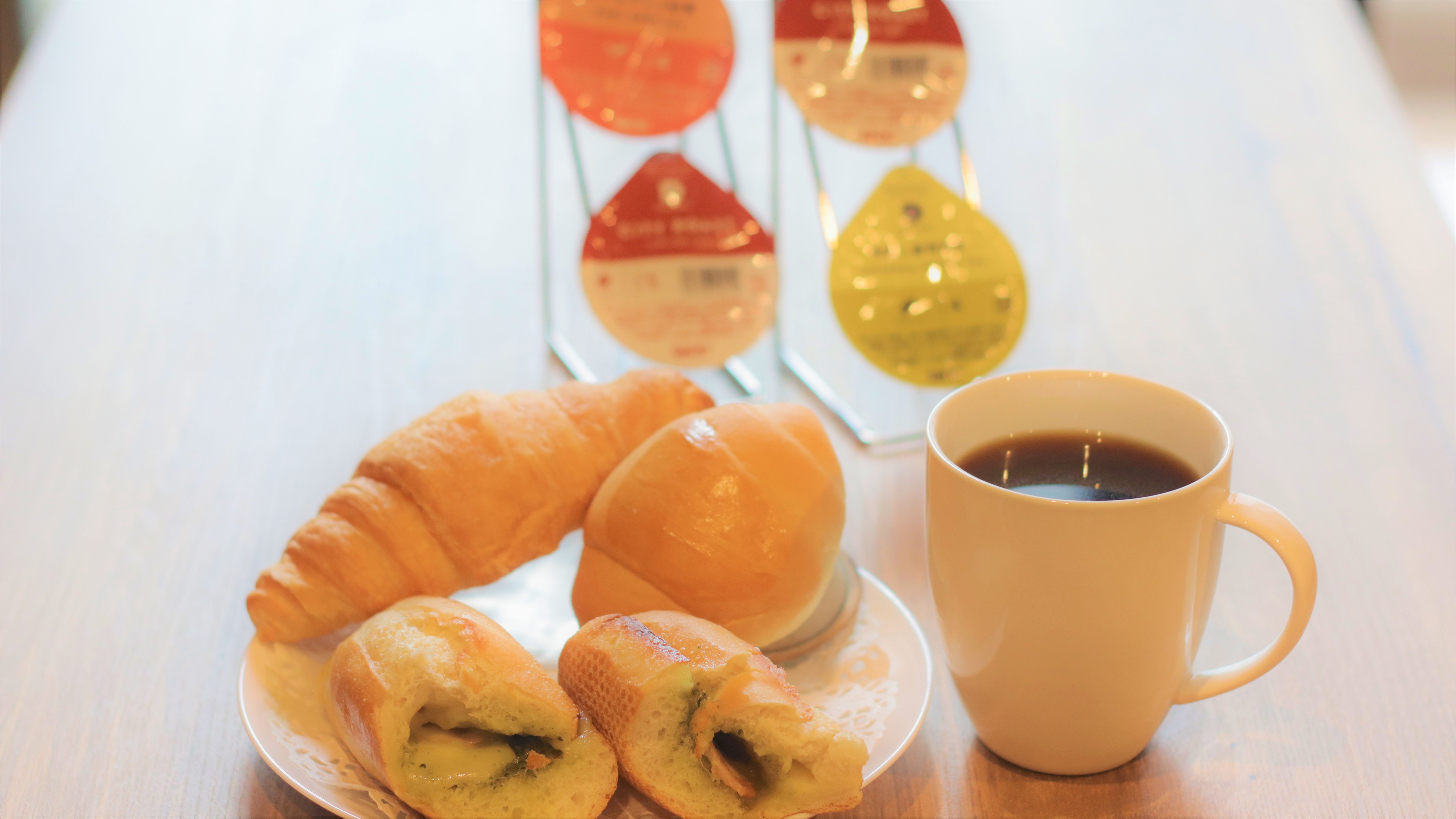 お部屋で食べれるお手軽朝食♪三密回避で安心朝食！※内容は予告なく変更される場合がございます。