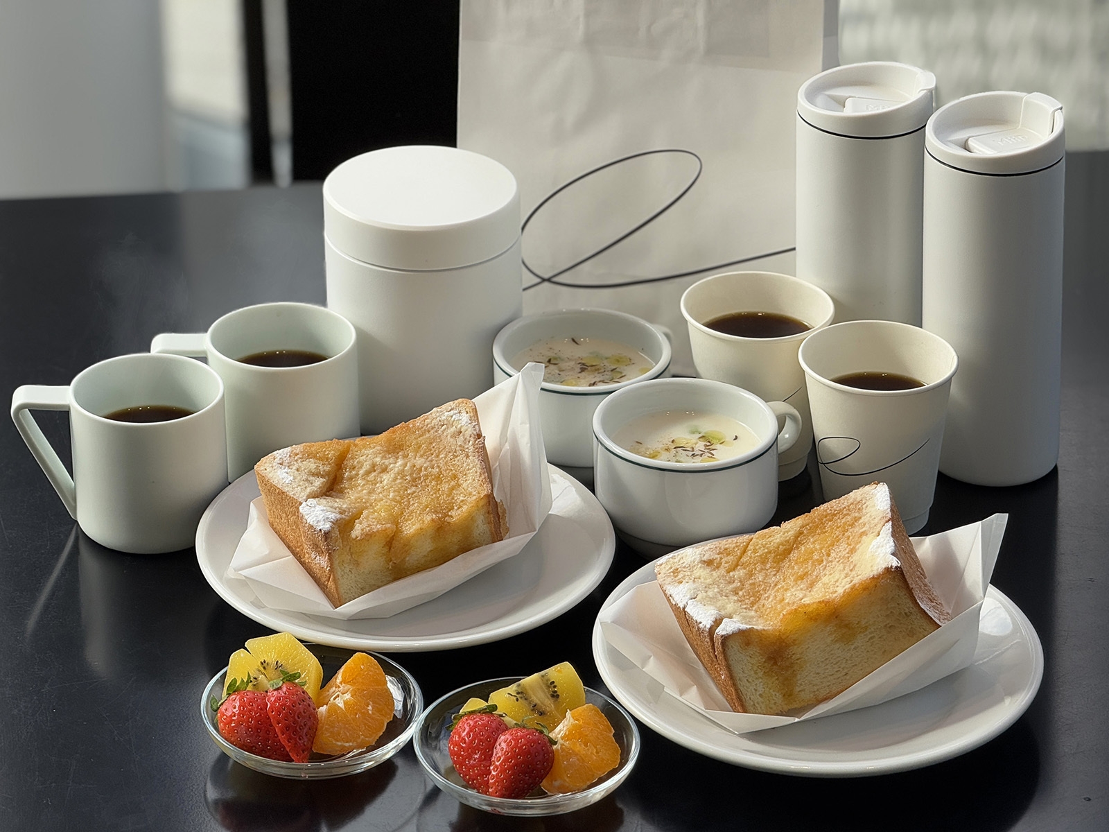 【朝食プラン】KAZE × b hotel　一日一組限定の特別コラボプラン 