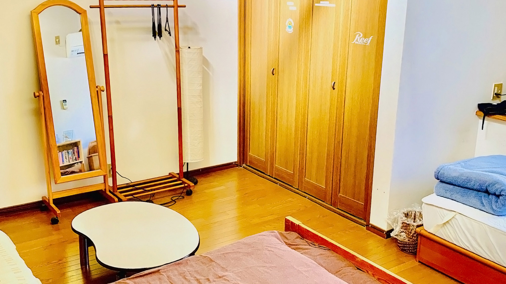 ・【離れ101】姿見鏡で身支度もバッチリ。のんびりお寛ぎください