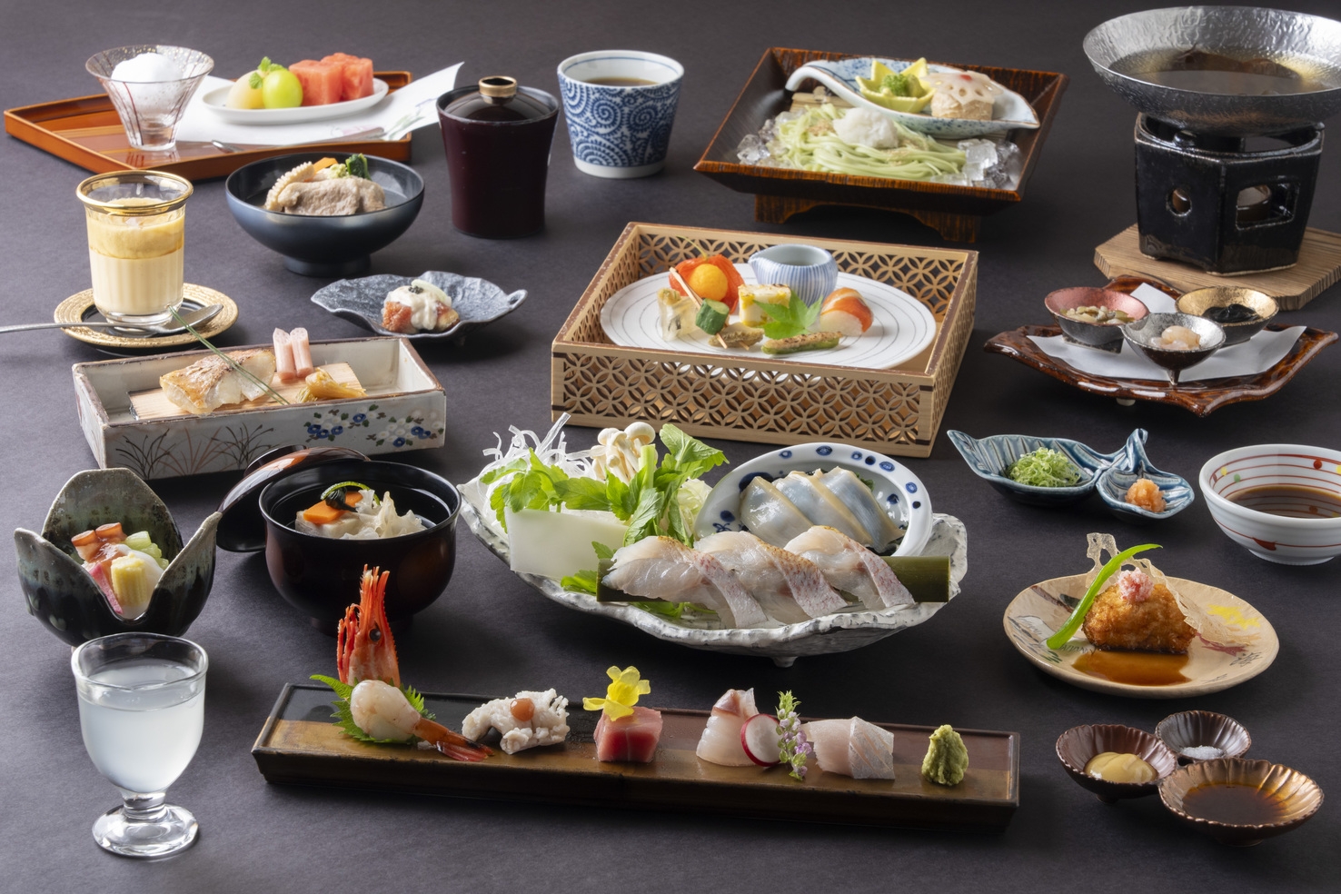 【スタンダード】上質な寛ぎの時間を—ご夕食は能登の味覚を堪能する和会席に舌鼓—