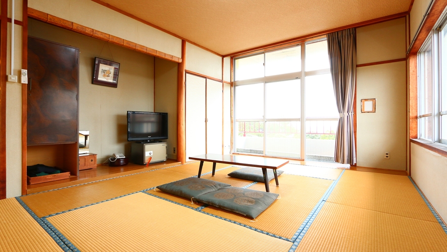 【お部屋】和室18畳二間　大人数に最適な広々としたお部屋です。