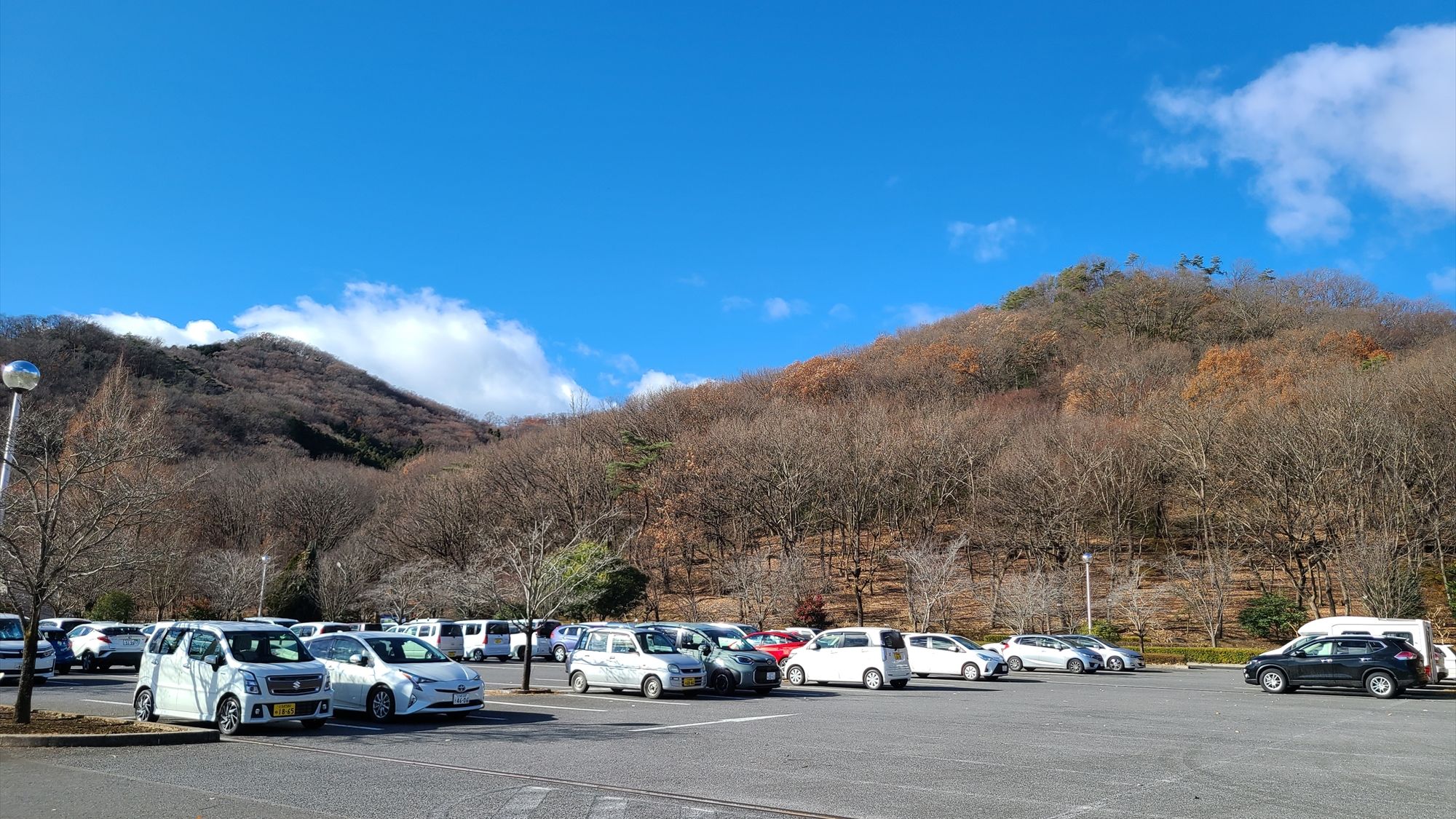 栃木県営みかも山公園まで車で約15分！