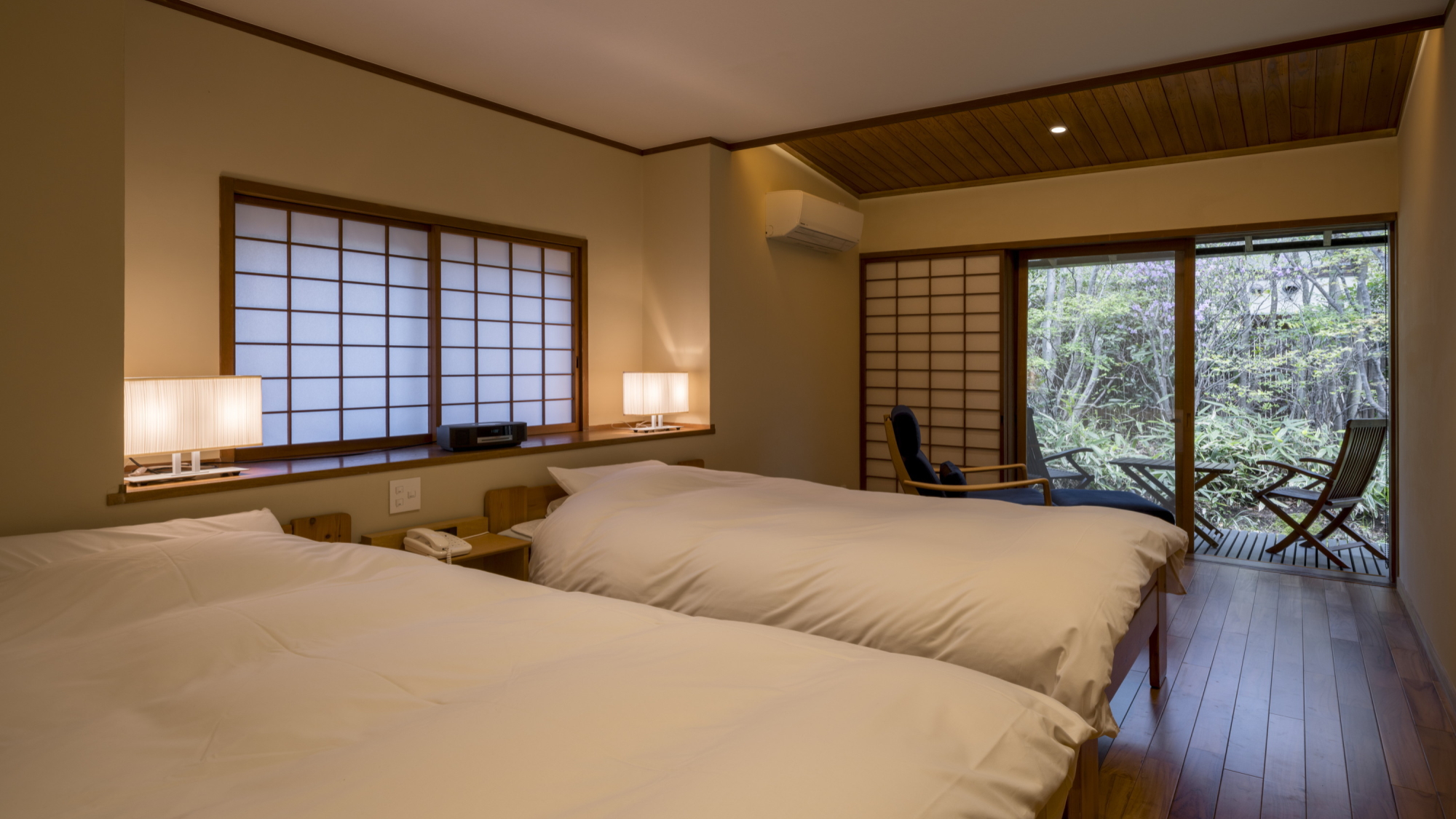 離れ｜温泉内湯・中庭テラス付 和洋室「桜」