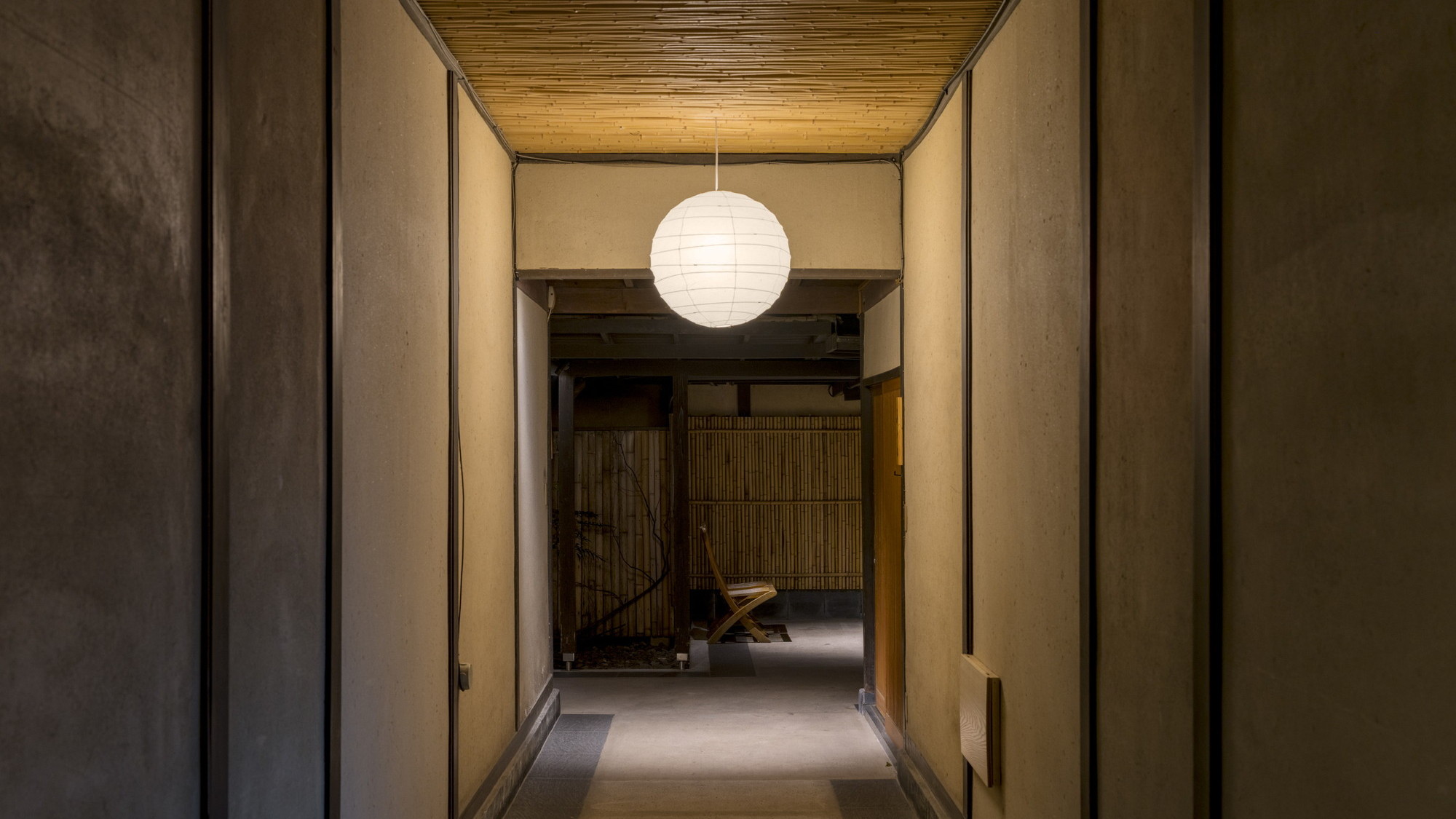 館内／イメージ