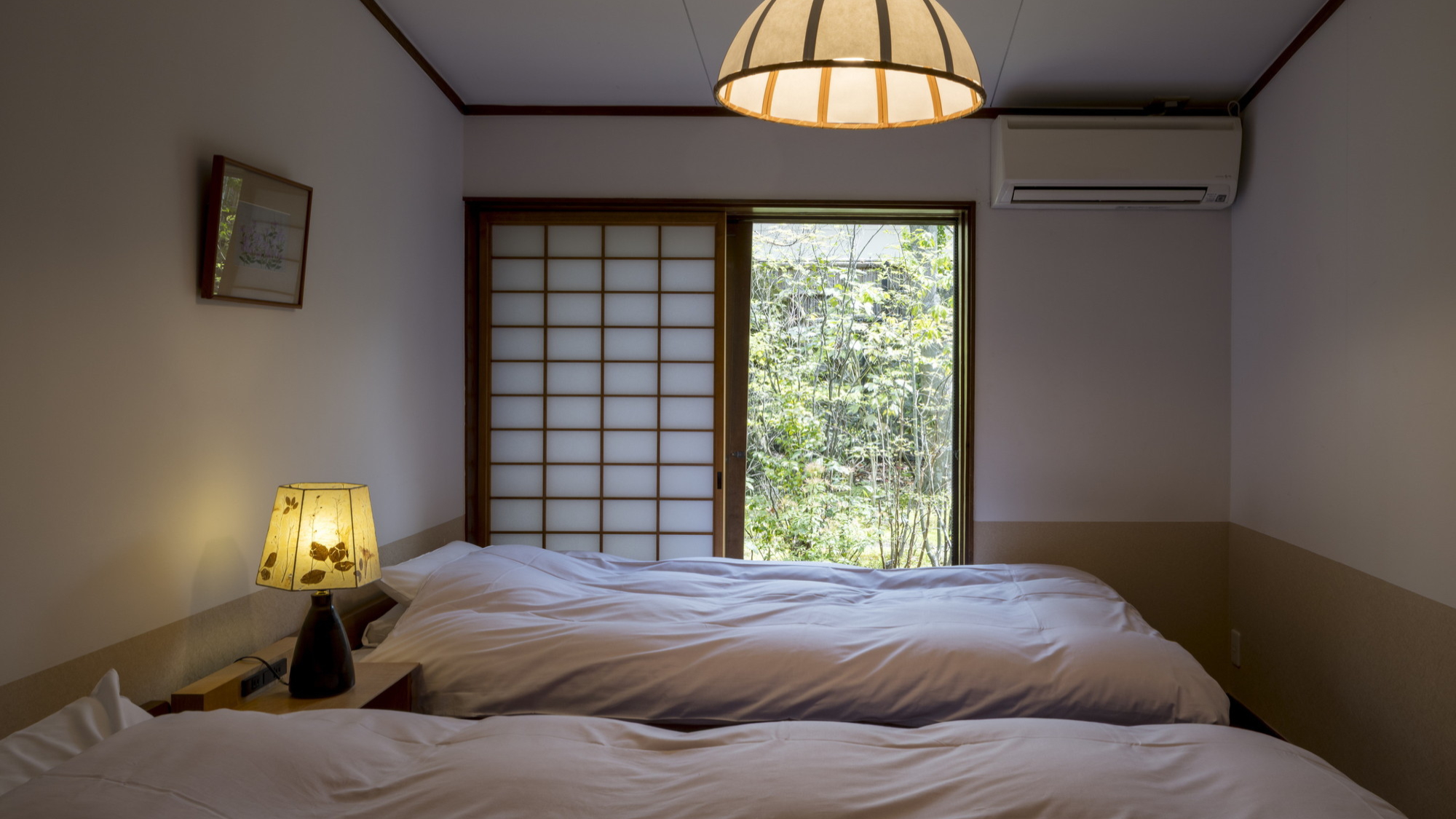 離れ｜温泉内湯・中庭テラス付 和洋室「あさぎ」