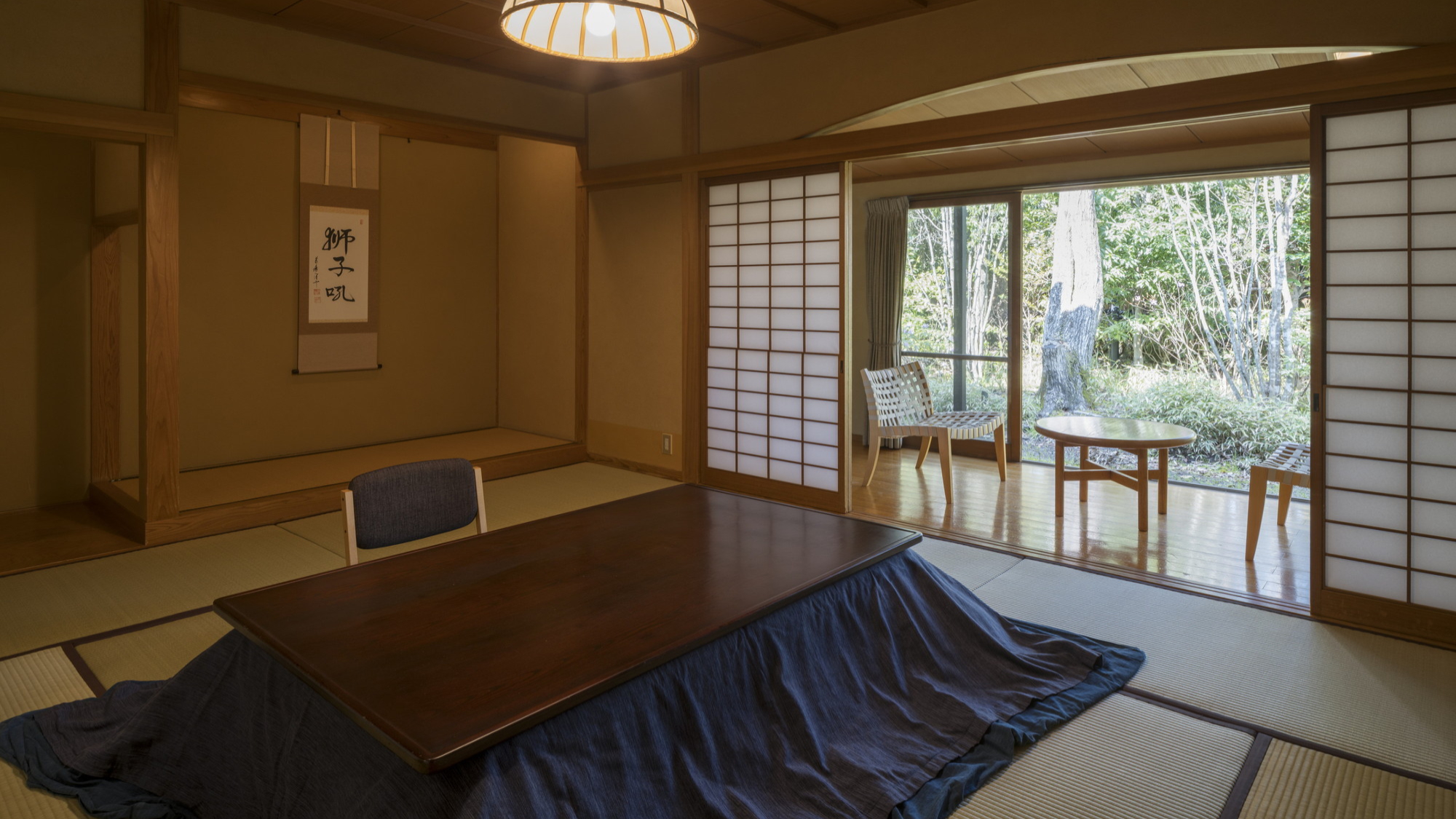 温泉内湯・中庭テラス付 和洋室「桃花」／1F