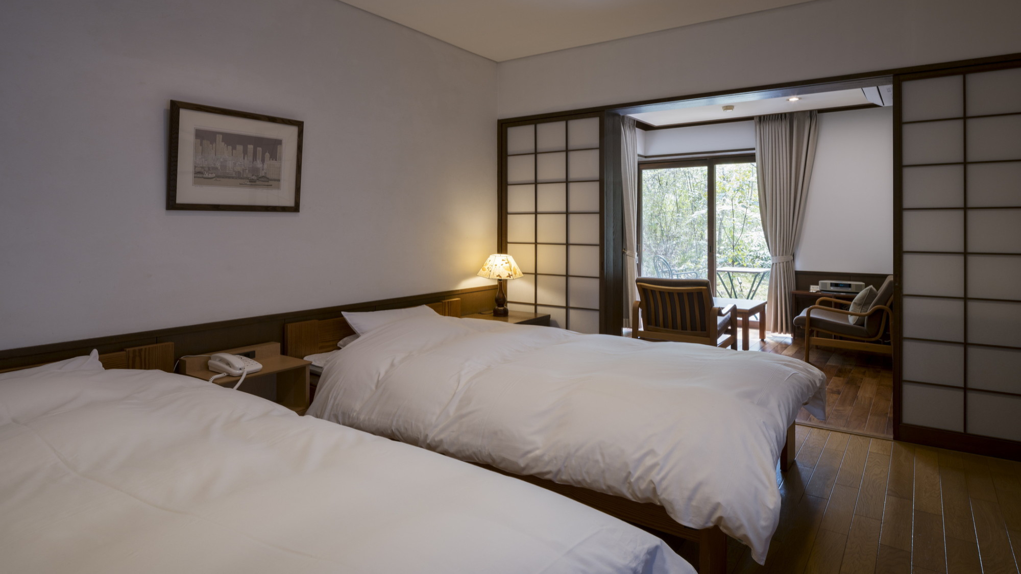 温泉内湯・中庭テラス付 和洋室「柚子」／1F