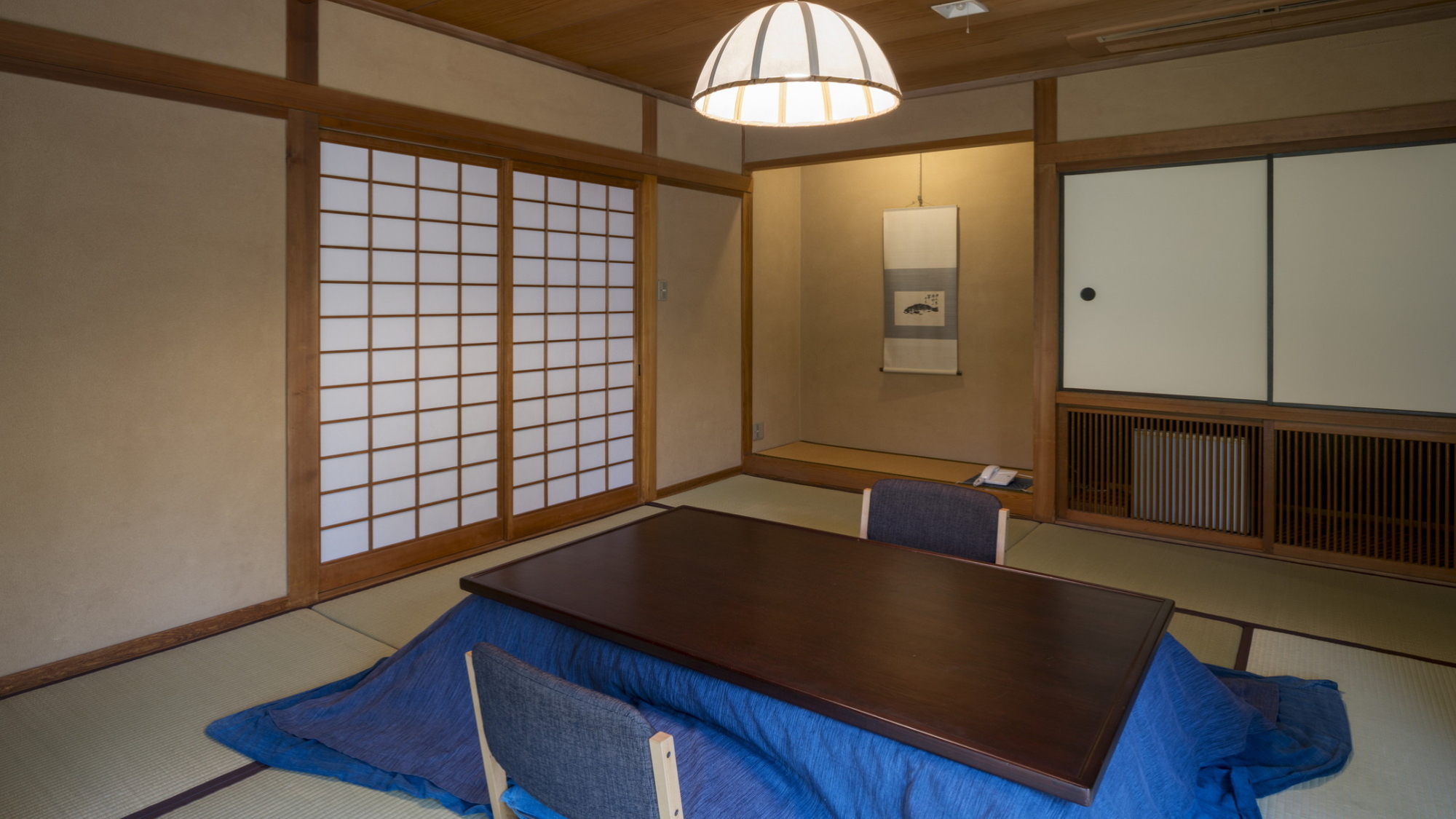 離れ｜温泉内湯・中庭テラス付 和洋室「あかね」