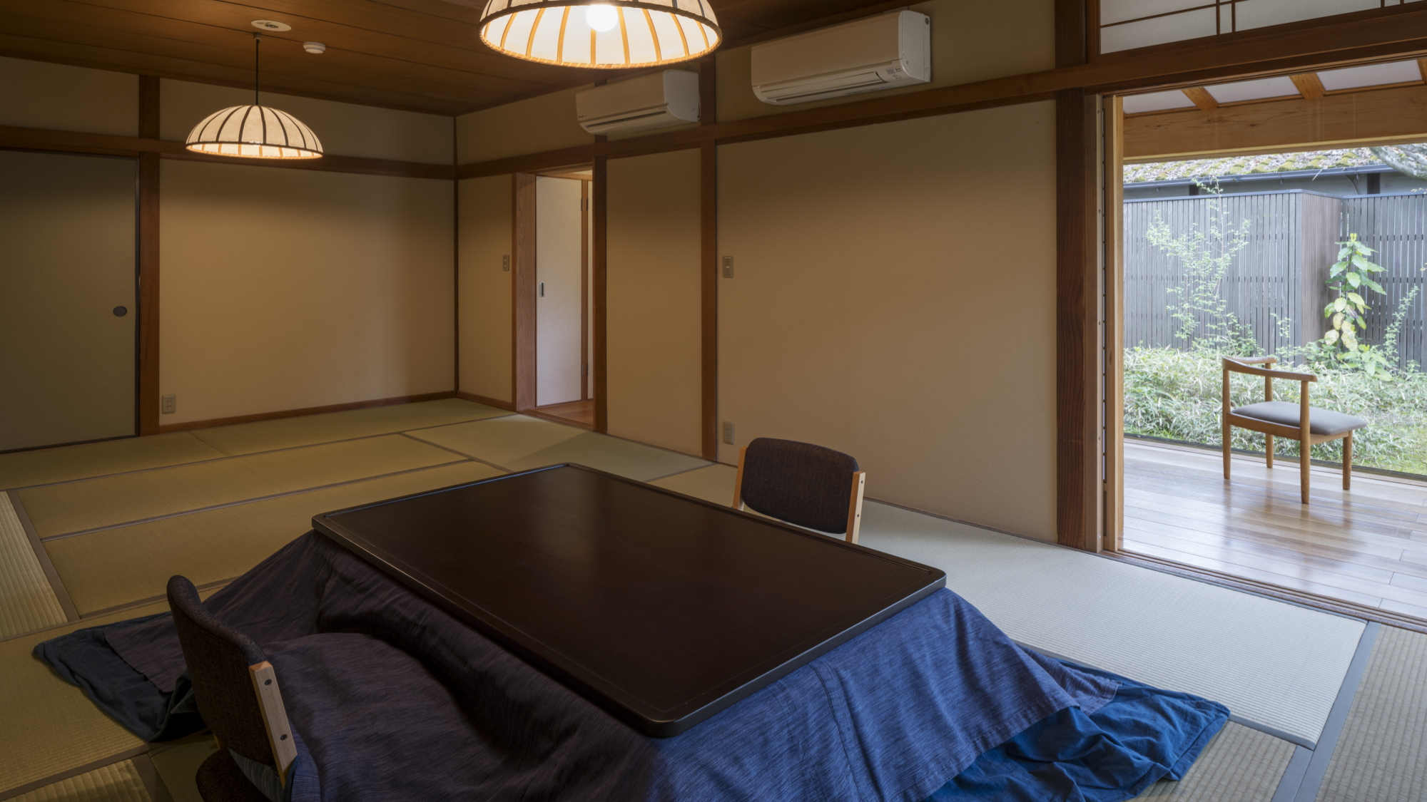 離れ｜温泉内湯・中庭テラス付 和室「きはだ」