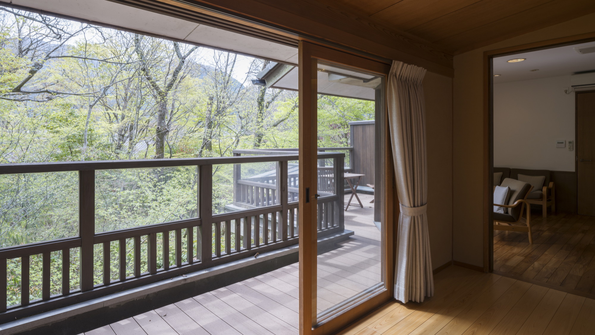 温泉内湯・テラス付 和洋室「桑」／2F