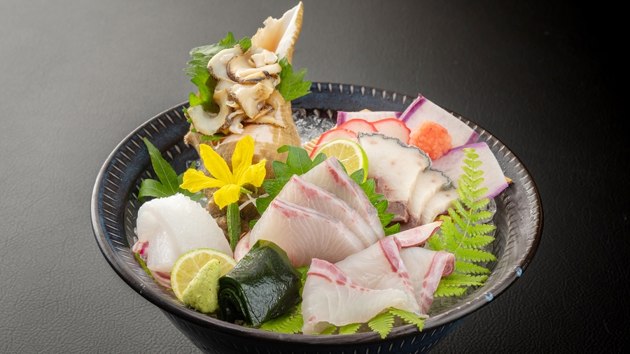 【極上会席／2食付】食の極みがここに。海の幸、山の幸、至高の美味を心ゆくまで愉しむ