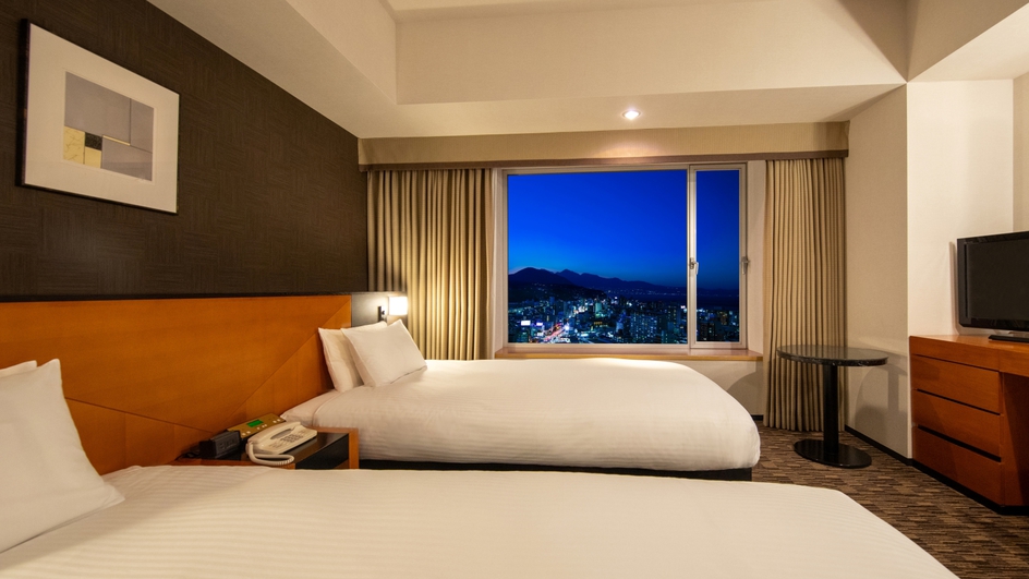 ツインルーム（別府側・夜の景色）