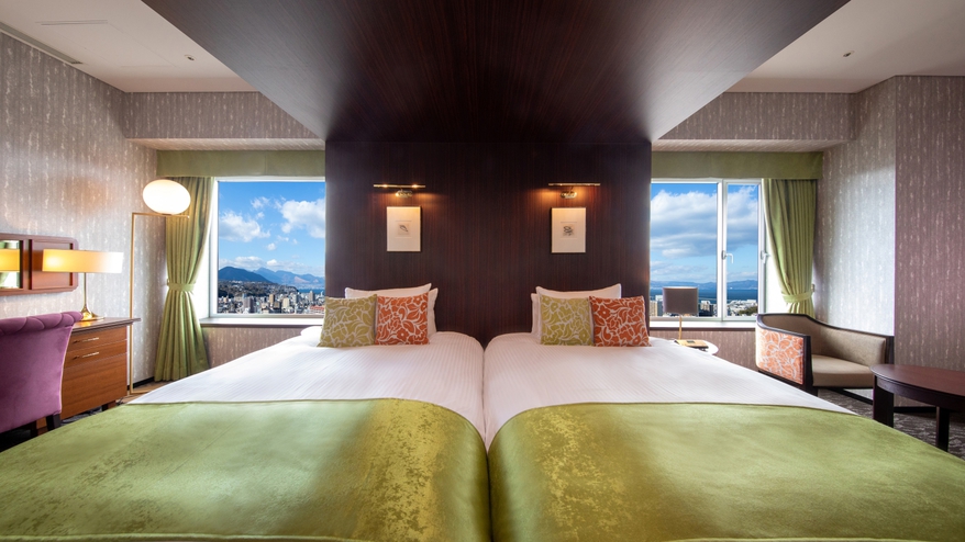 ロイヤルスイートルーム（別府側・お昼の景色）