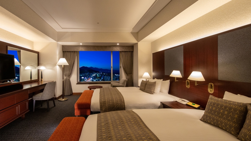 インペリアルスイートルーム（別府側・夜の景色）