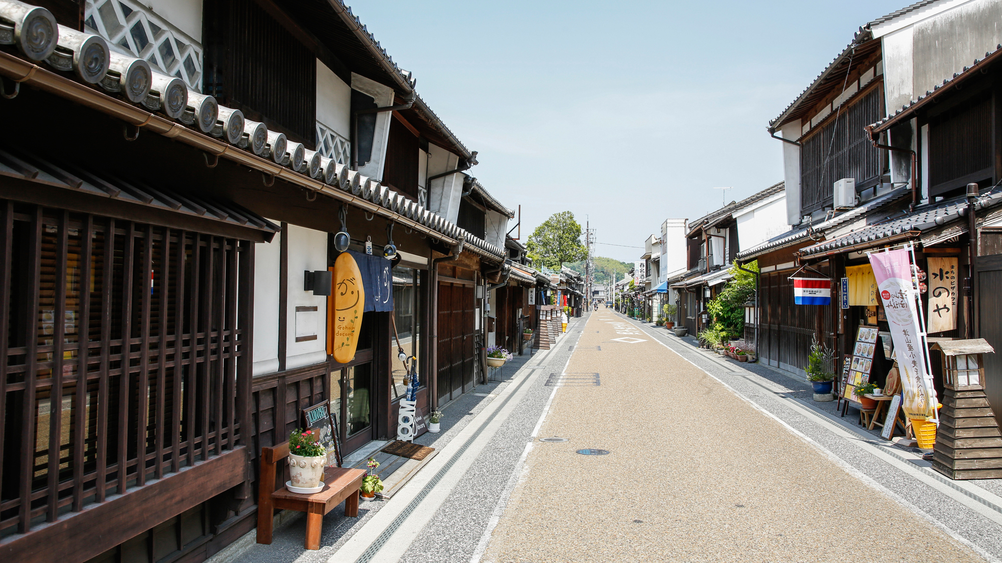 【城東町並み保存地区】 旧出雲街道に面した1.2Kmの町人町