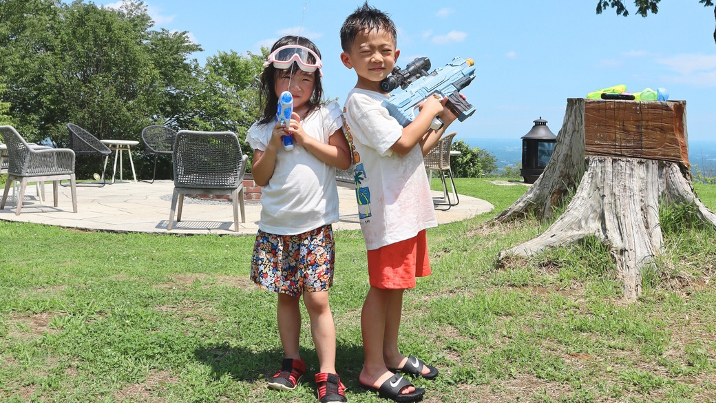夏限定ファミリープラン｜虫取り★縁日★花火！森を思いっきり楽しめるプレゼント付グランピング｜夕朝食付