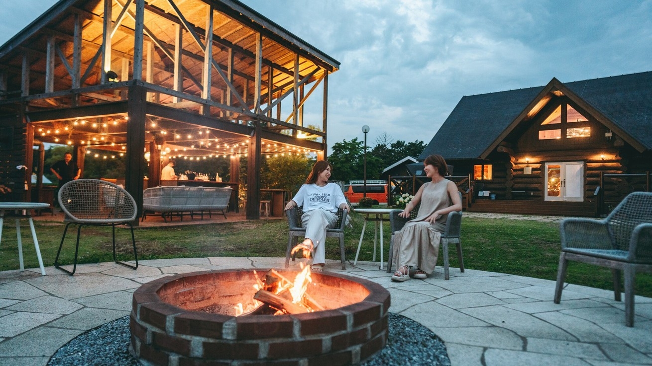 【U25学割15％OFF】学生限定！焚き火と星空に癒される、森のご褒美ステイ！｜夕朝食付