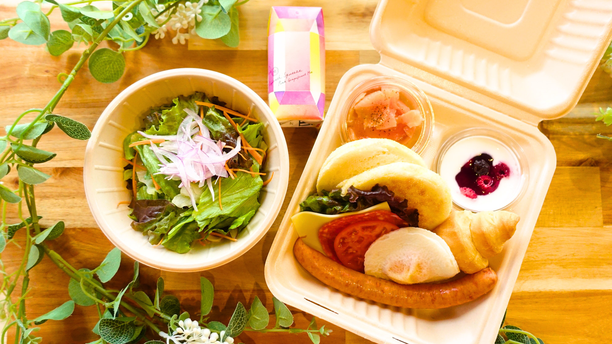【朝食メニュー】朝陽に包まれ味わう、野菜たっぷりモーニングBOX。（メニュー例）