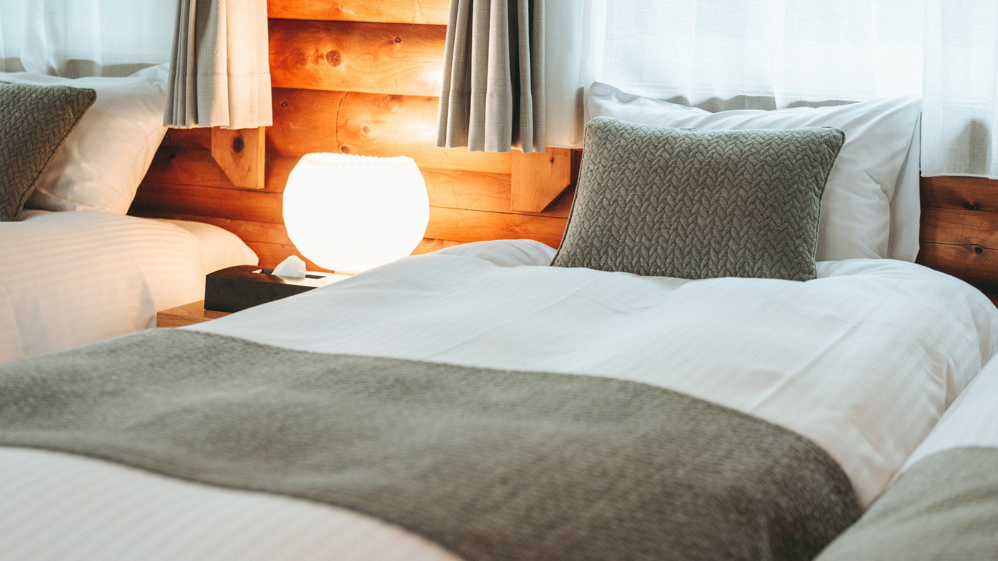 ベッドでぐっすり眠れる快適さがあるので、アウトドアが苦手な方でも安心。 