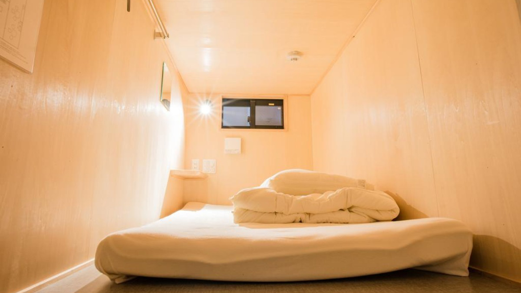 男女混合ドミトリールーム（別館1階）