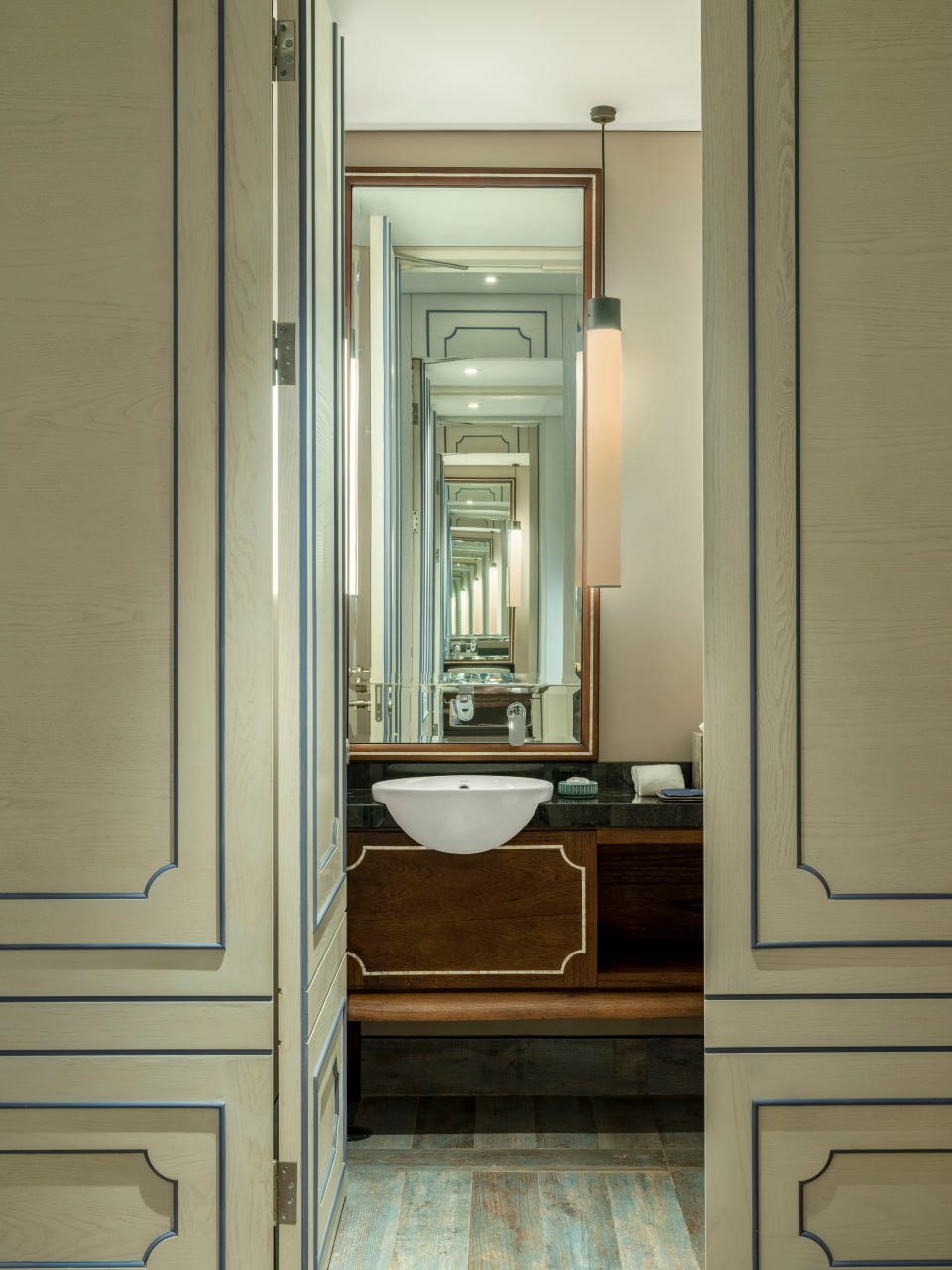 Panoramic Ocean Villa - Powder Room