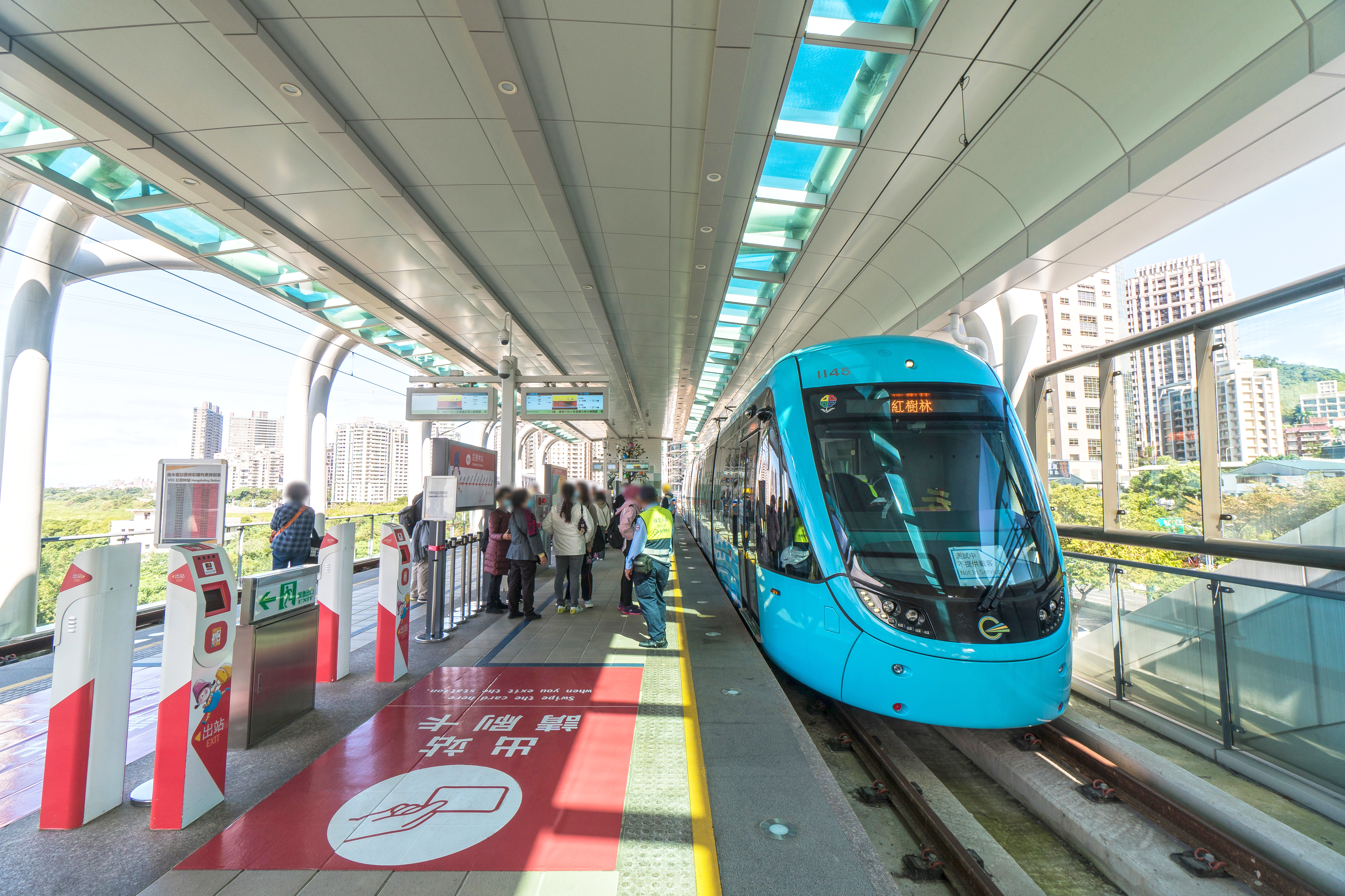 淡海LRT竿蓁林駅