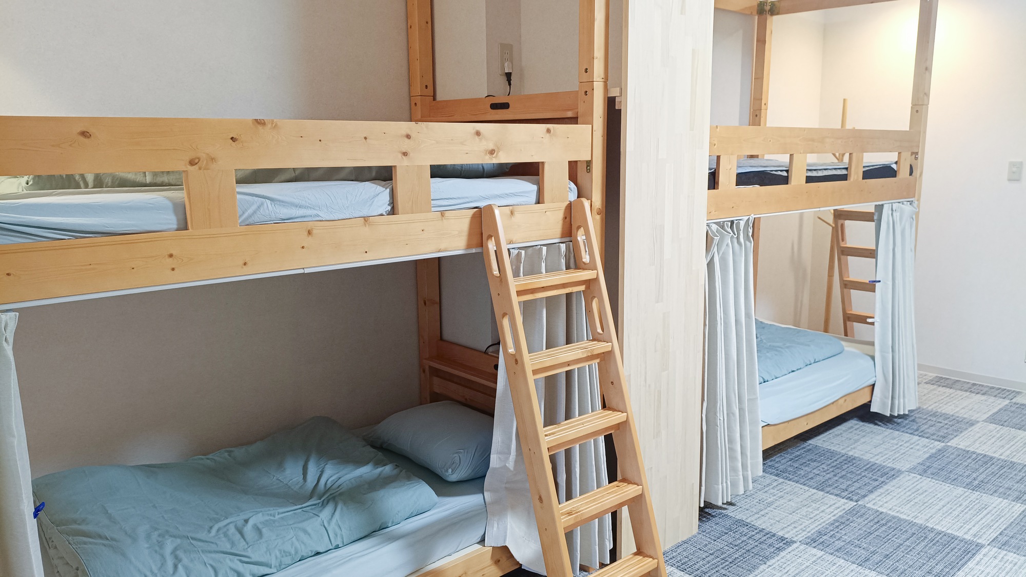 ・【ドミトリー相部屋】男女混合利用　おひとり様や友人同士でも！旅の出会いをお楽しみください