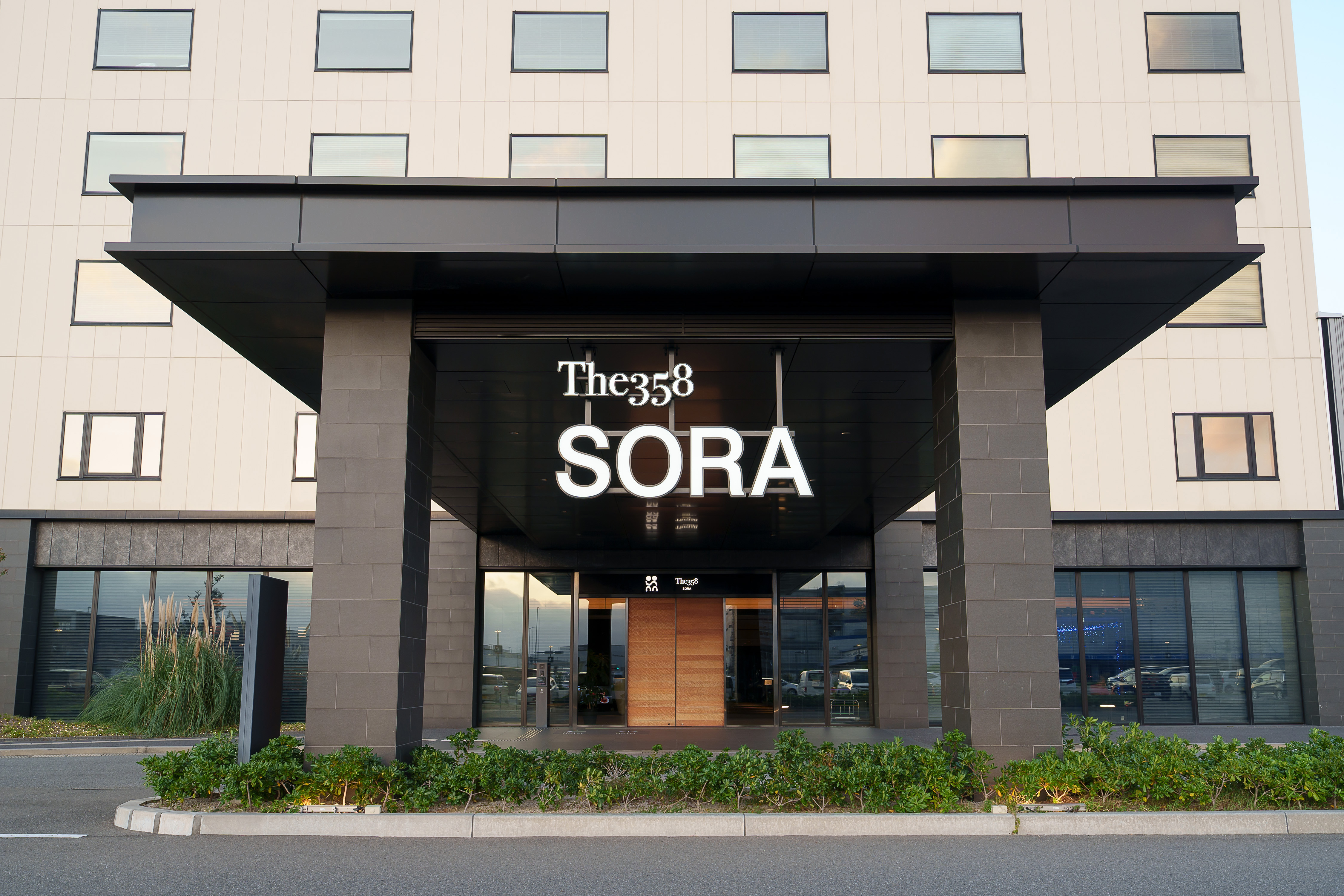 ホテルエントランス