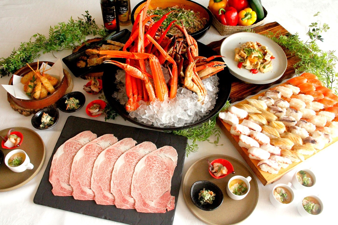 【ご夕食：17時〜】【1泊2食】旬の食材を活かしたディナービュッフェ付き宿泊プラン
