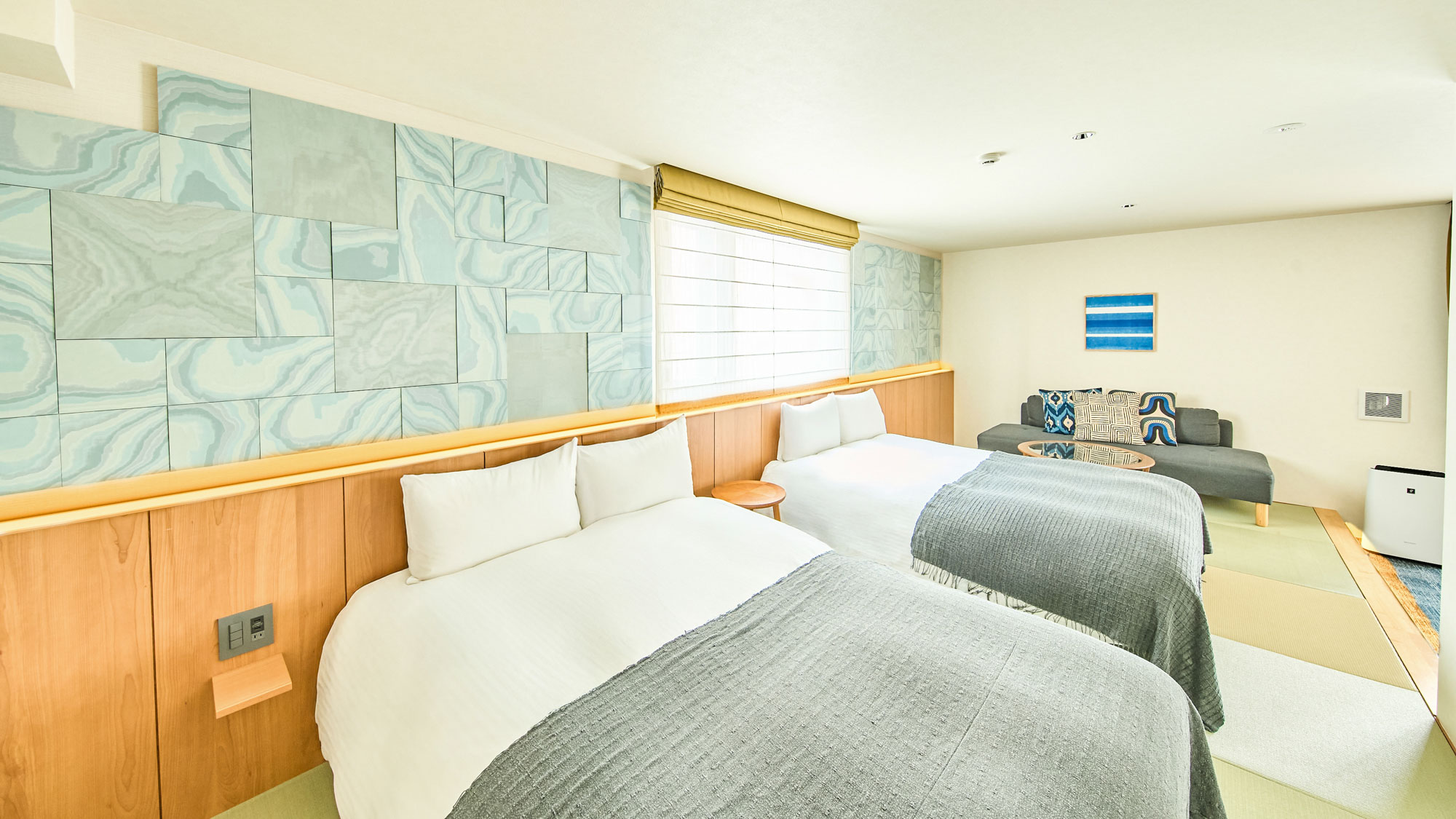 畳付きツインバルコニールーム｜ベッド