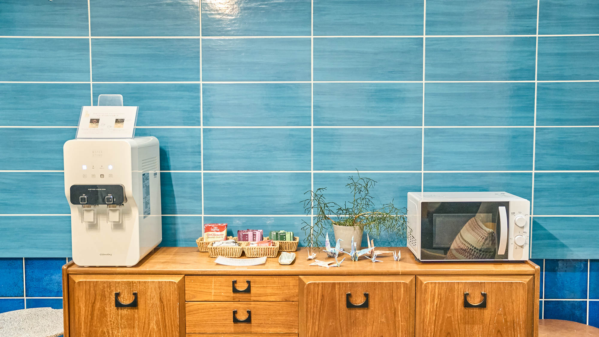 【共用部】電子レンジ・ウォーターサーバーは共用部にございます