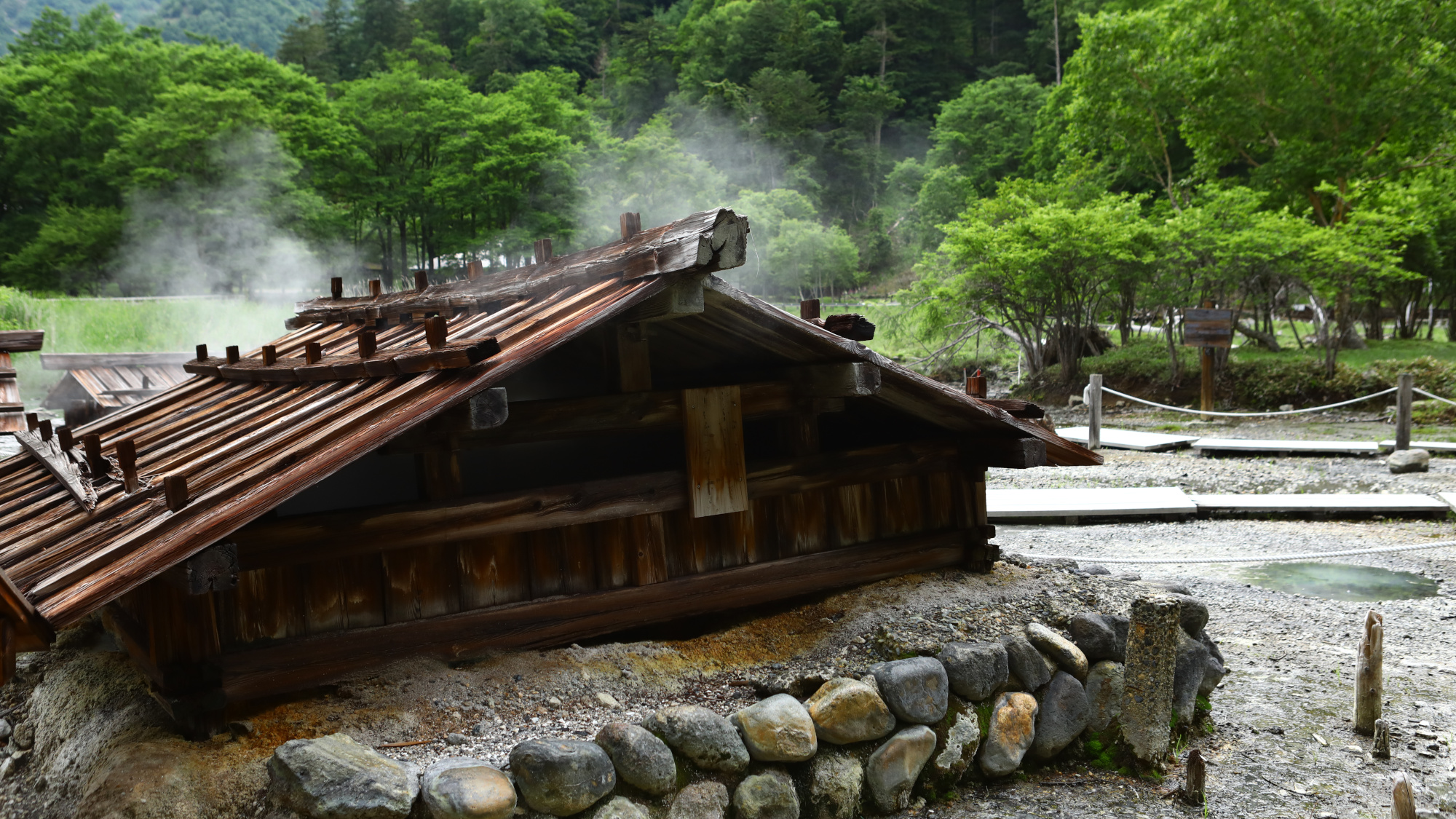 【周辺・景観】湯元源泉