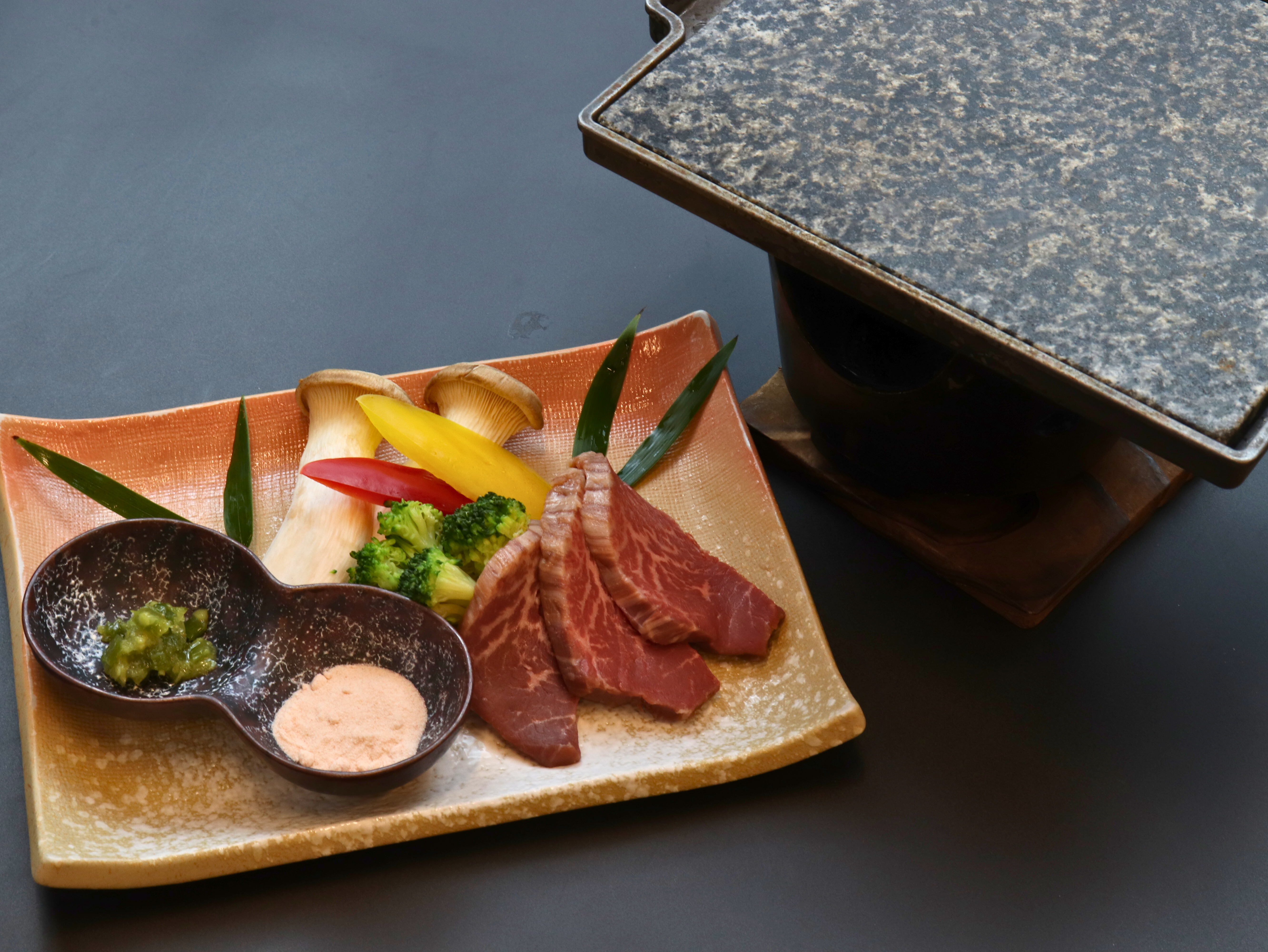 【夕食一例】とちぎ和牛の石焼 ※画像はイメージです。